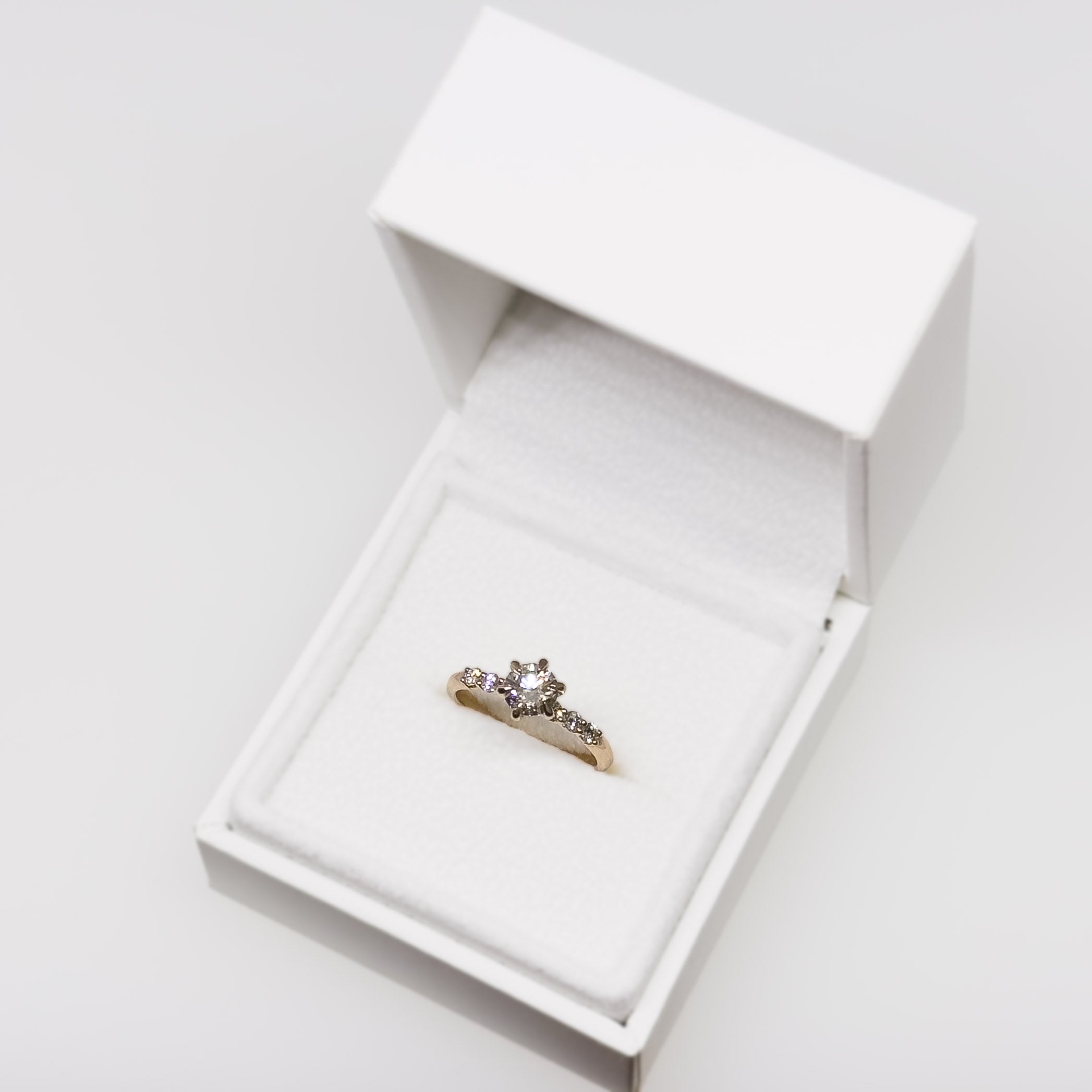 14k ruusukultainen 0,67ct Timanttisormus