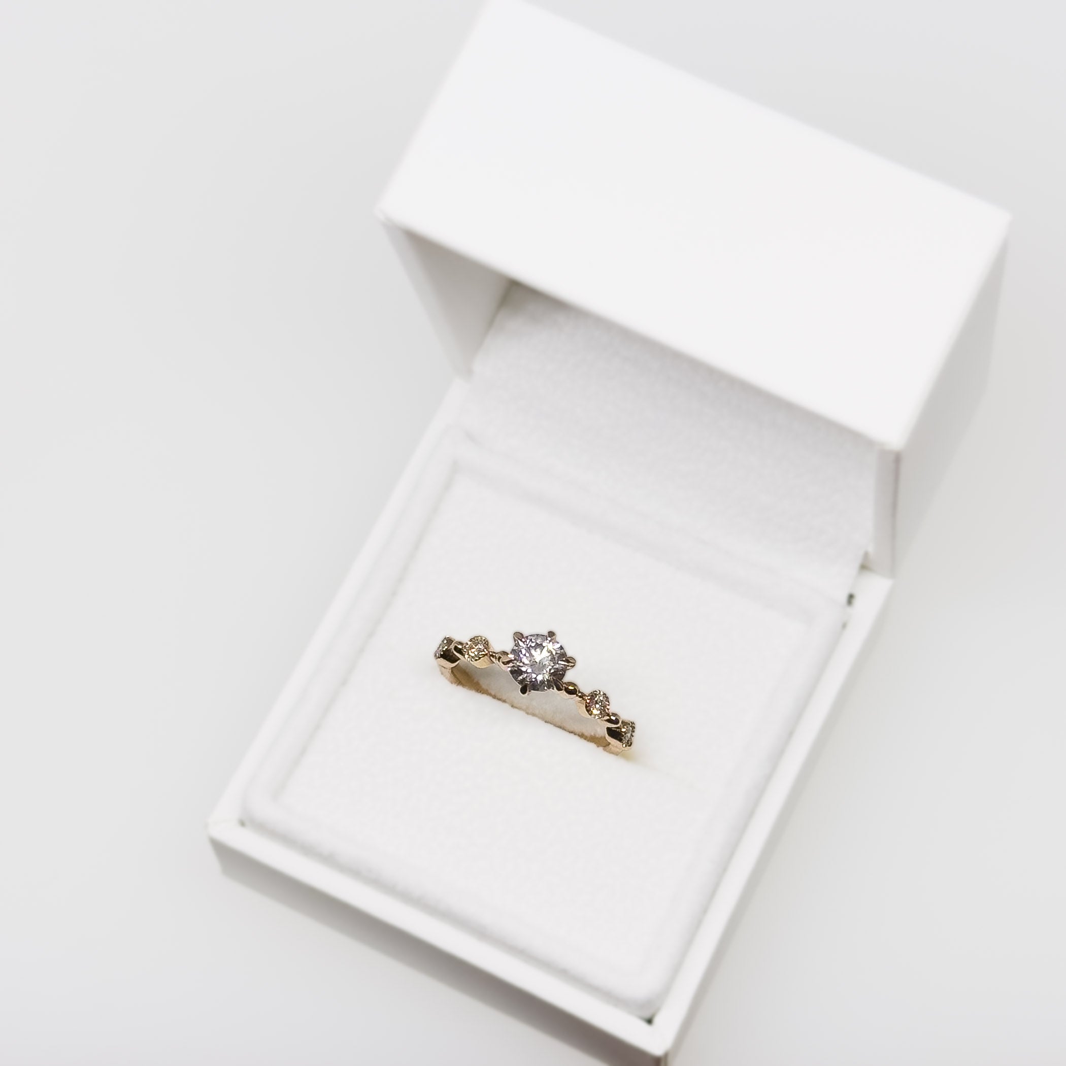 14k ruusukultainen 0,70ct Timanttisormus