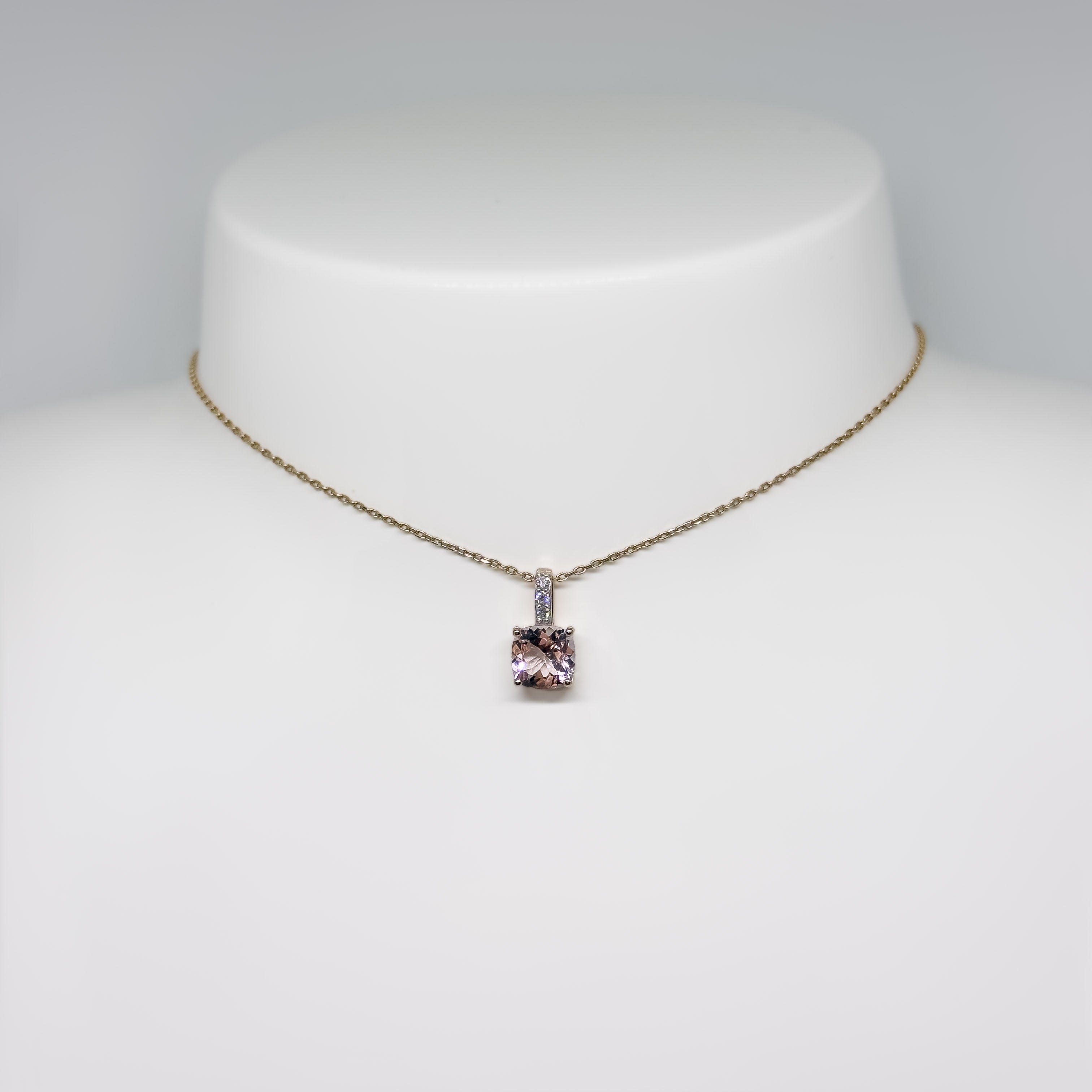 14k ruusukultainen Morganiitti/Timanttiriipus