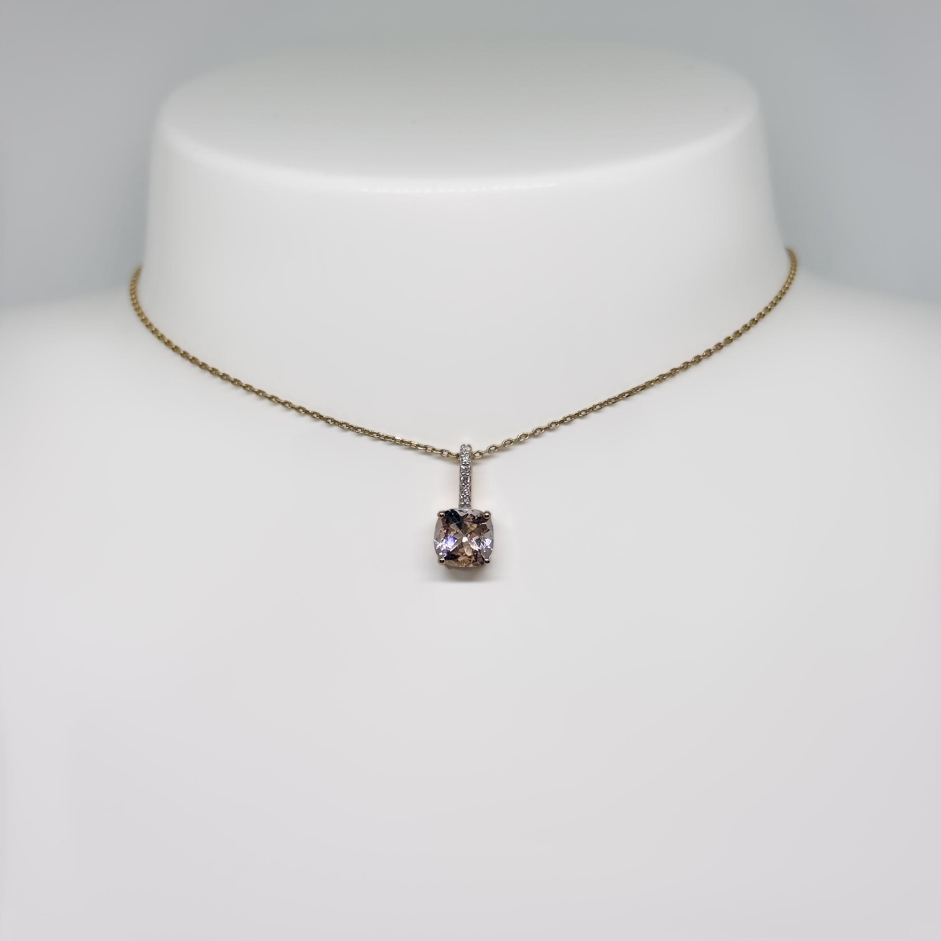 14k ruusukultainen Morganiitti/Timanttiriipus
