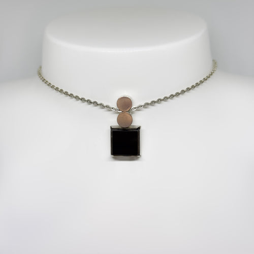 Elis Kauppi hopeinen Onyx riipus