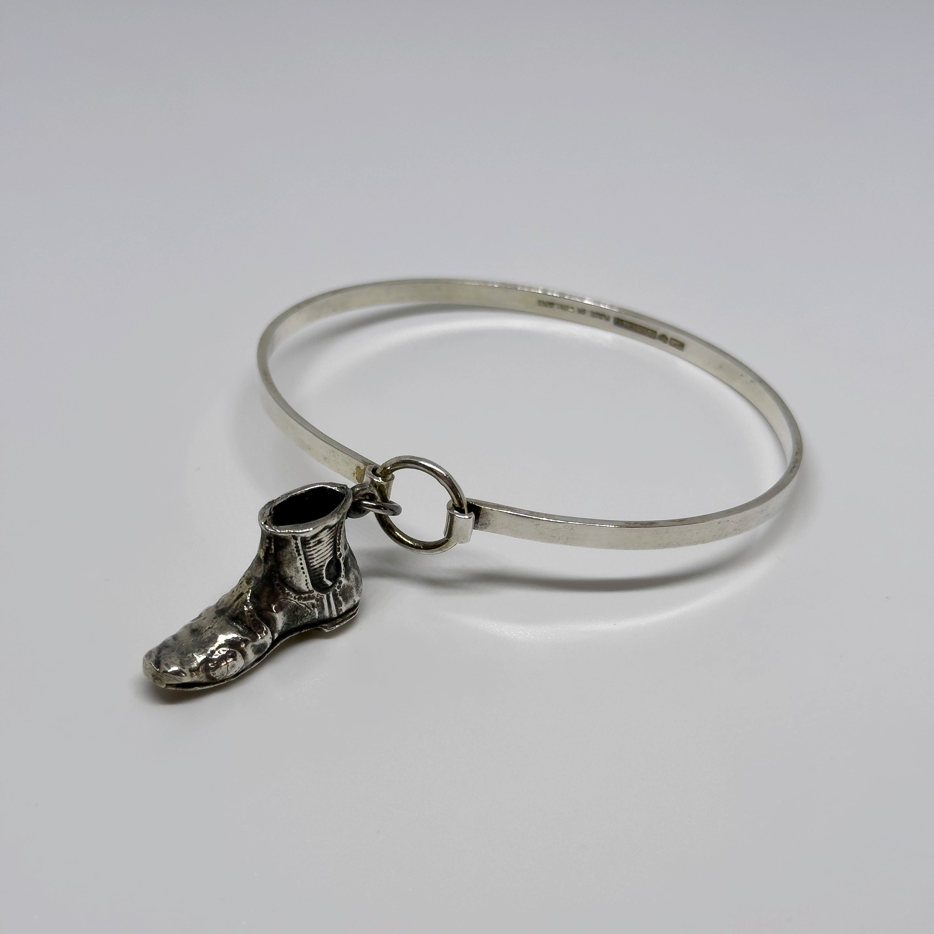 Jorma Laine hopeinen Kenkä rannekoru