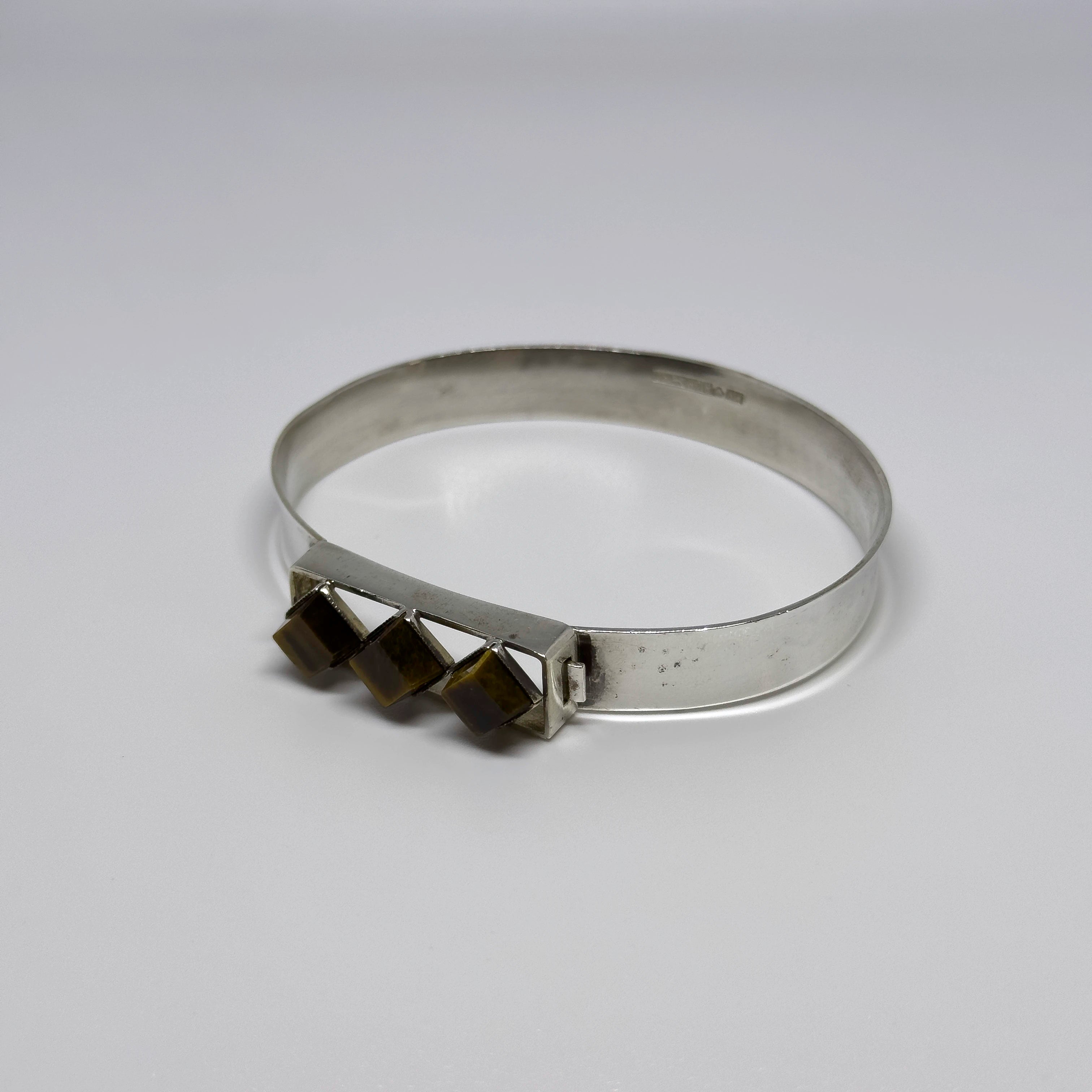 Martti Viikinniemi hopeinen Tiikerinsilmä rannekoru