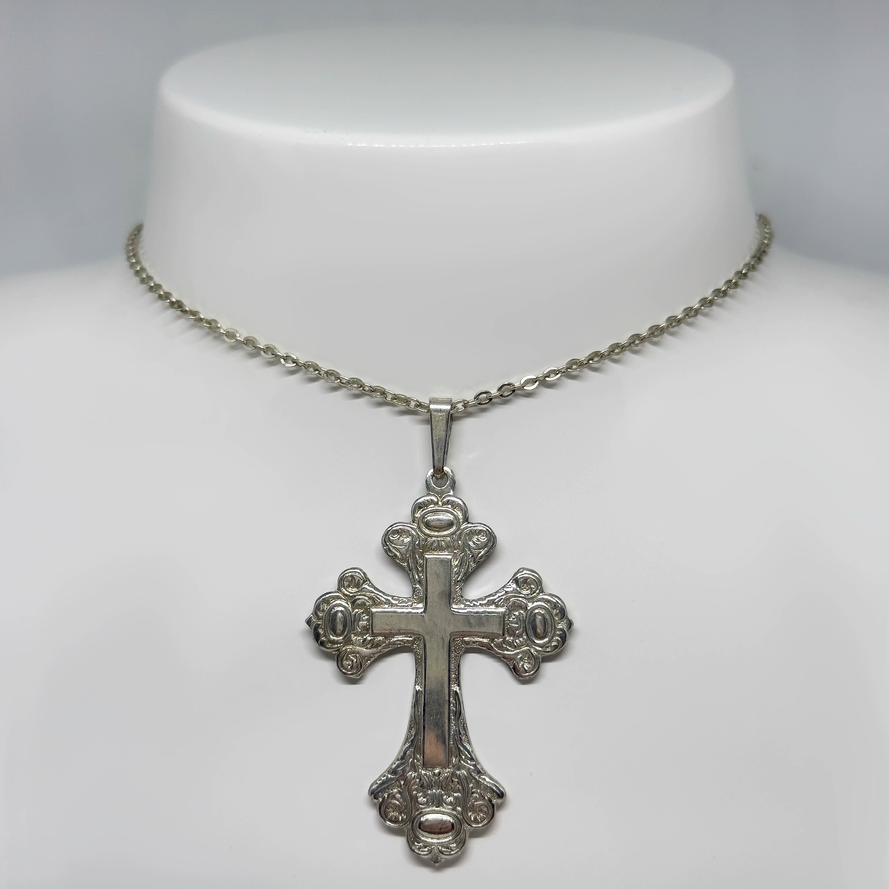 Näyttävä vanha hopeinen Risti riipus