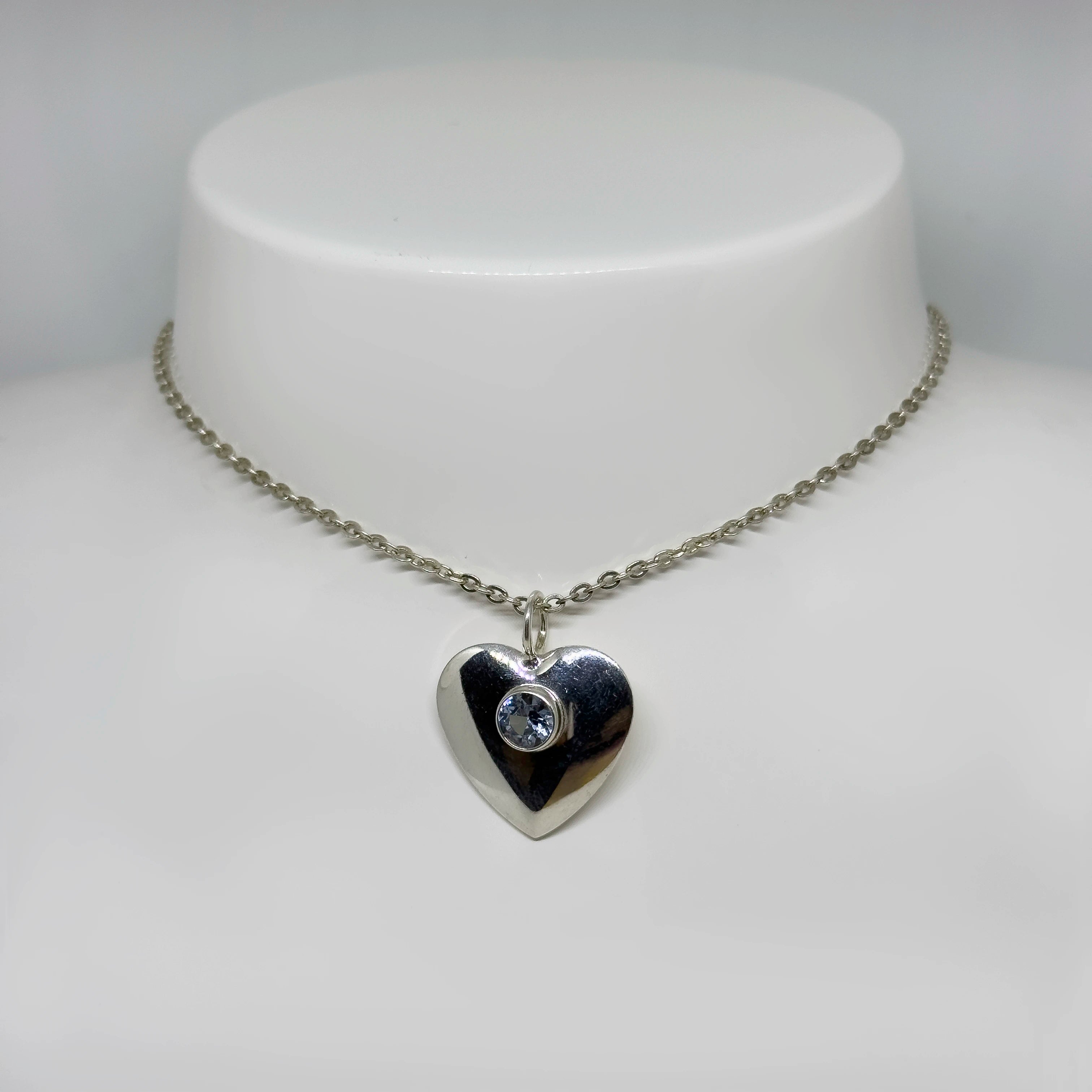 Salovaara hopeinen Topaasi riipus