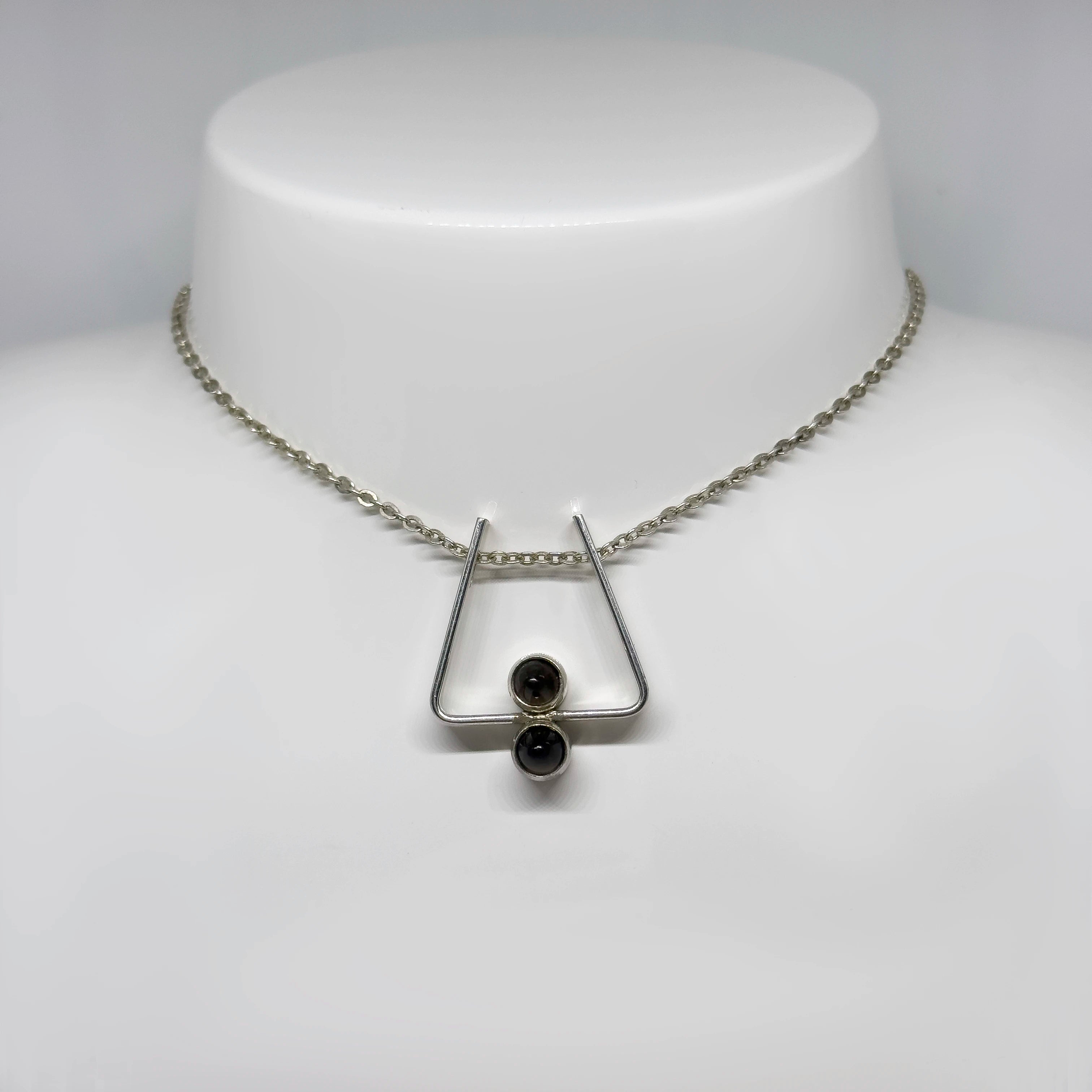 Elis Kauppi hopeinen Savukvartsi riipus