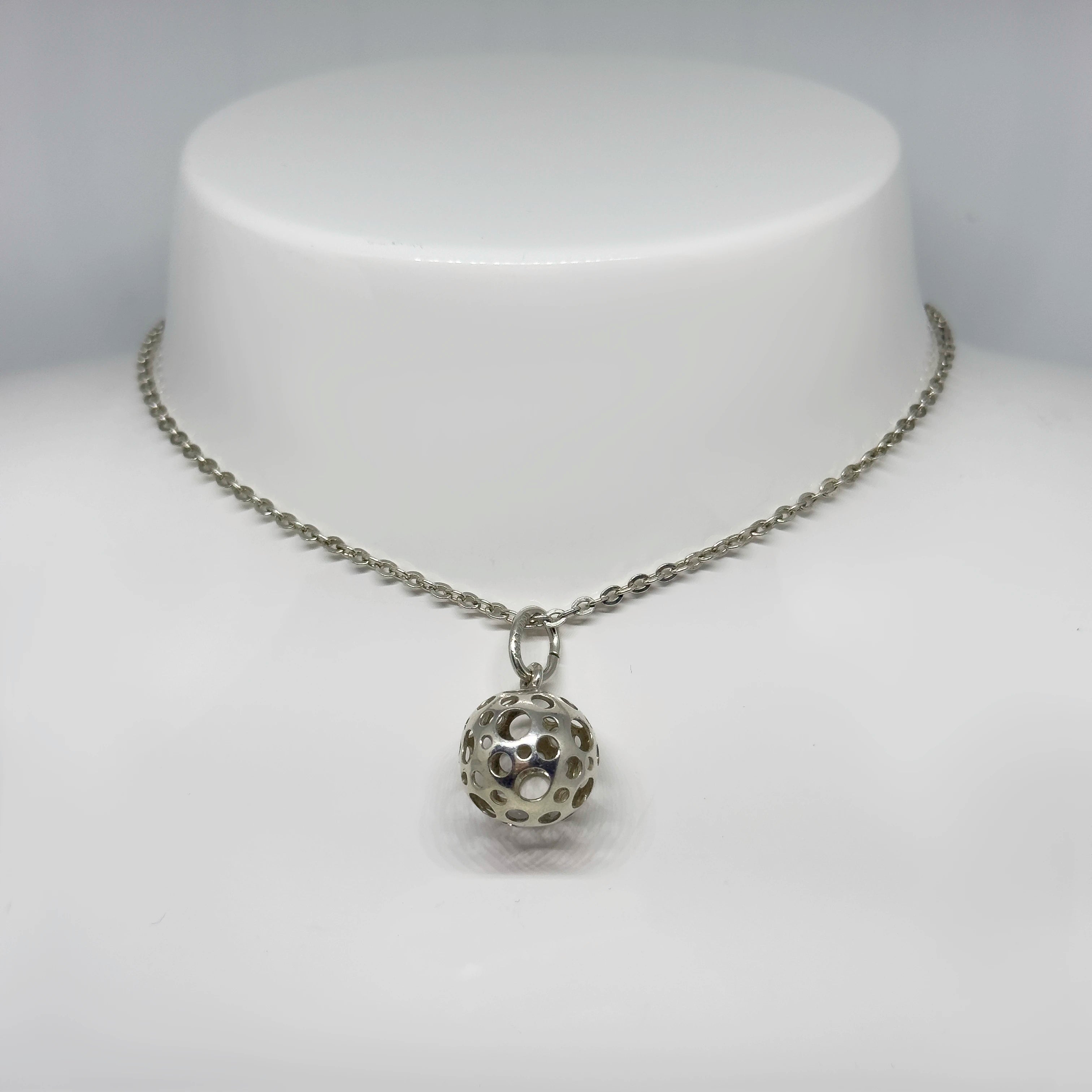 Liisa Vitali hopeinen Ladybird riipus