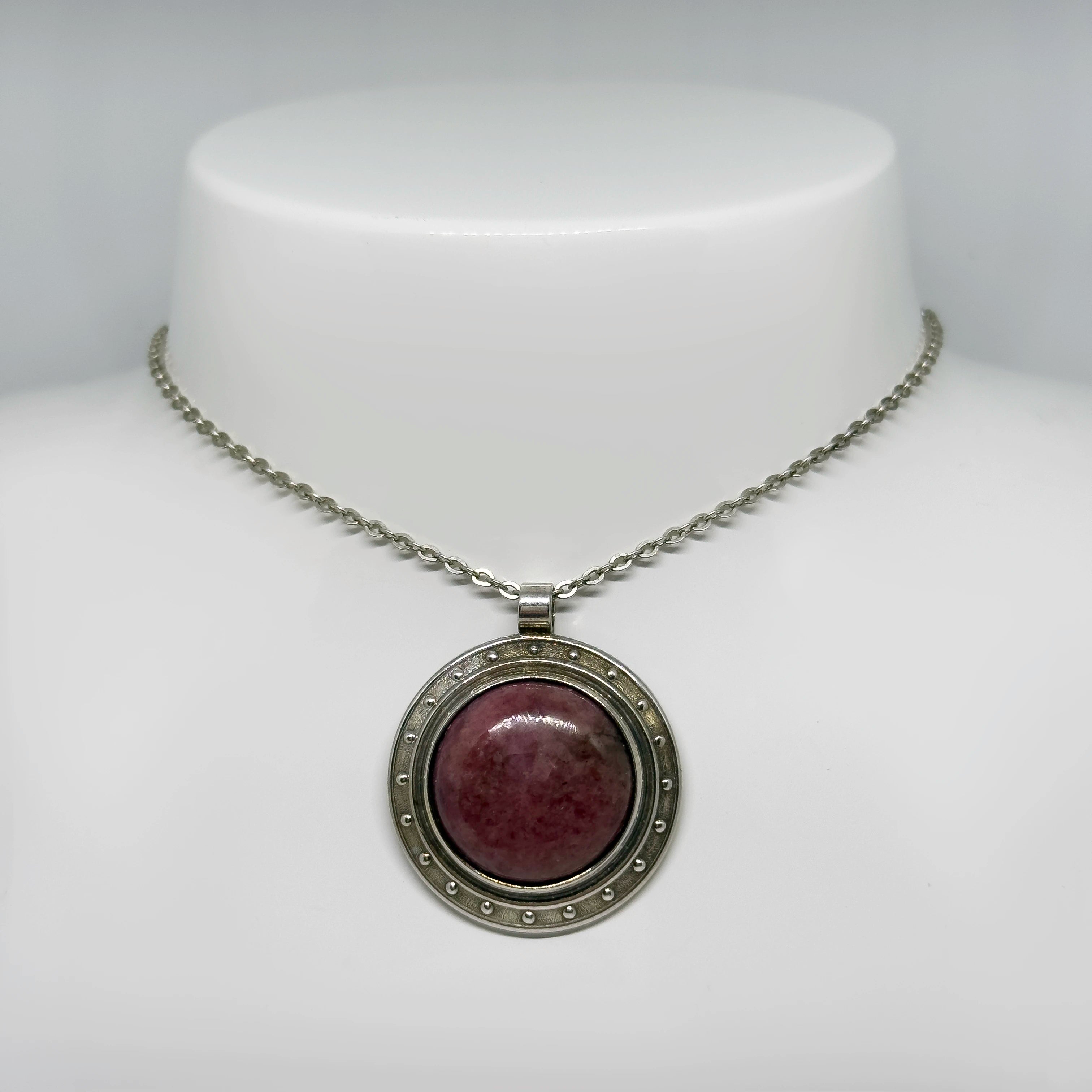 Kalevala Koru hopeinen 1271 Rodoniitti riipus