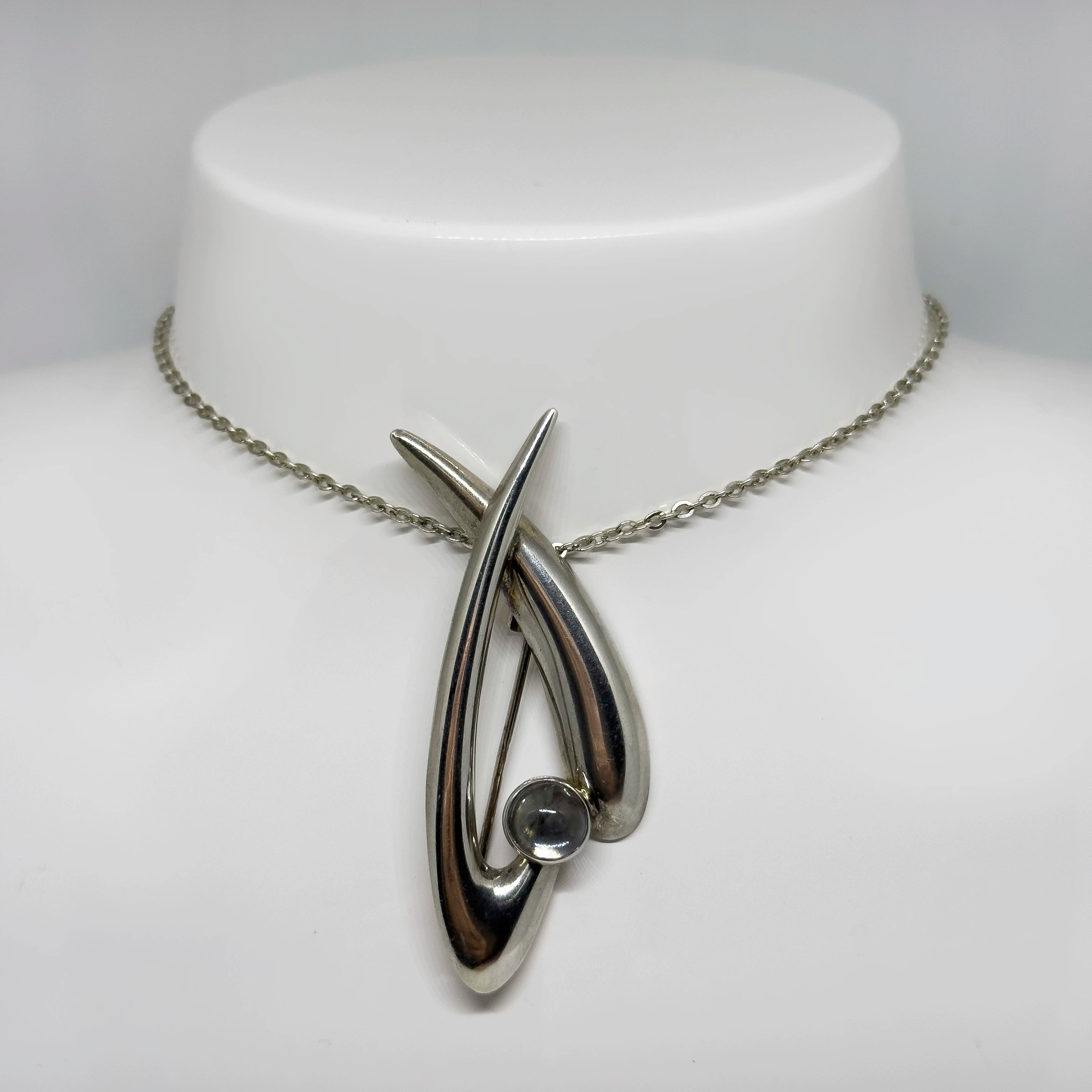 Salovaara hopeinen Topaasi riipus/rintakoru