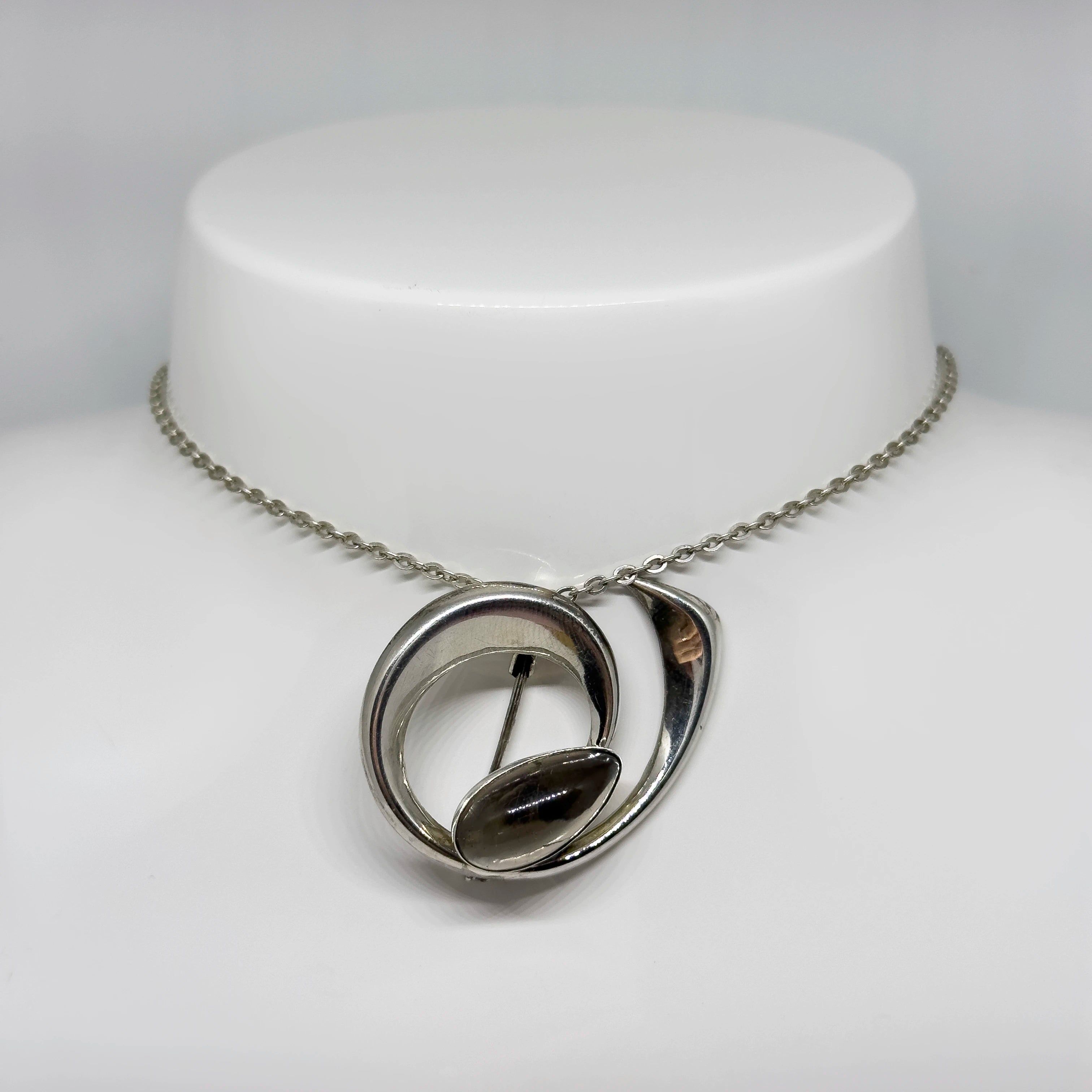 Salovaara hopeinen Savukvartsi riipus/rintakoru