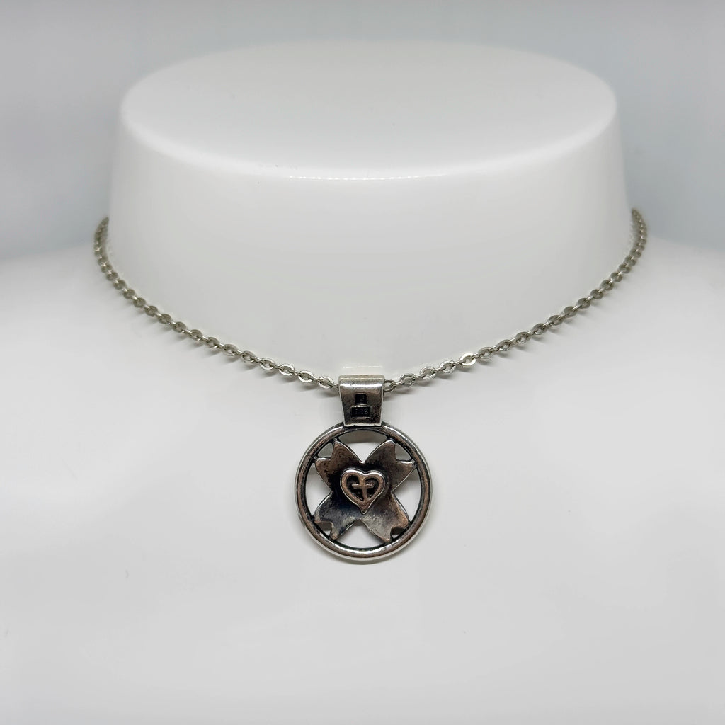 Lapponia hopeinen riipus