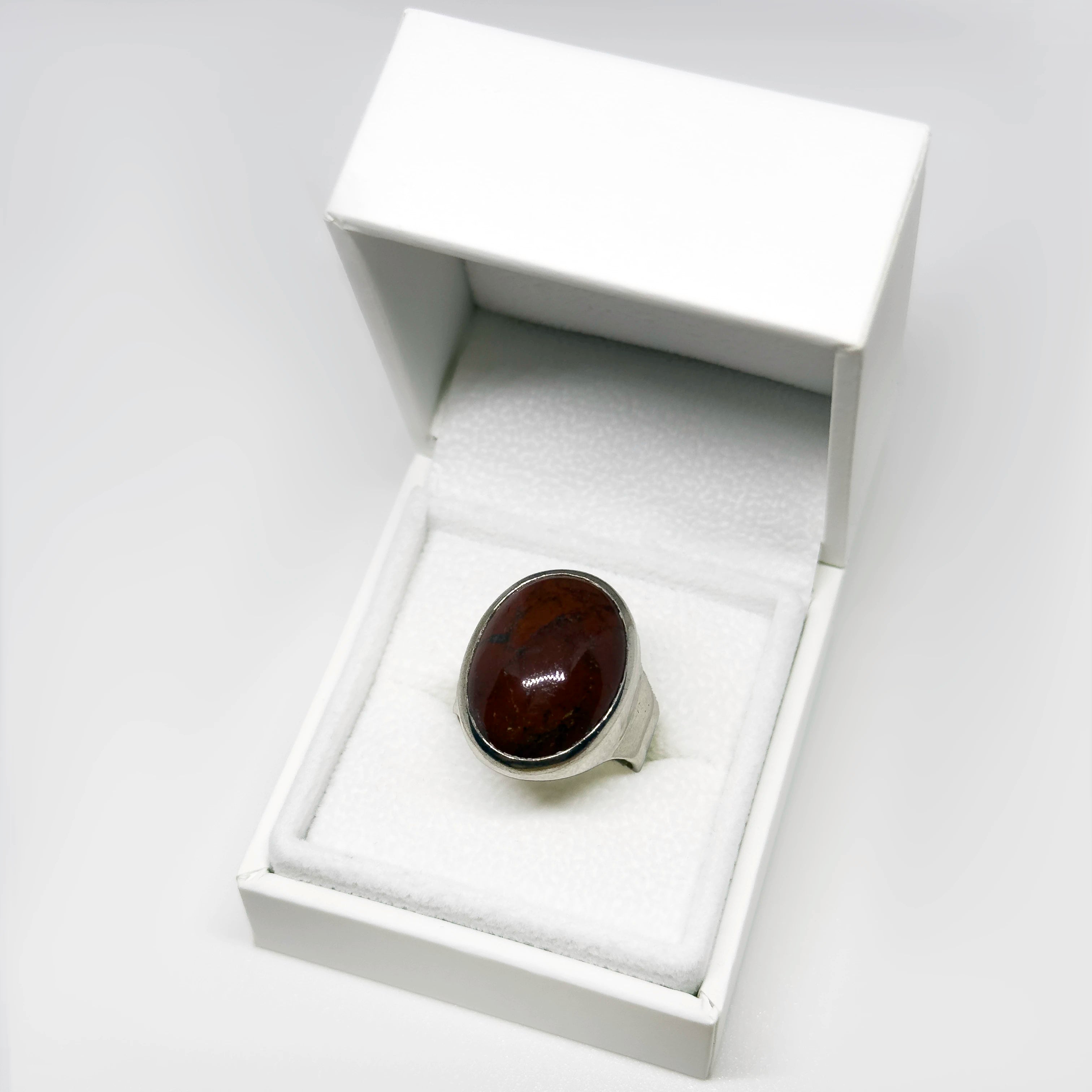 Inarin Hopea hopeinen Jaspis sormus, koko 17.5