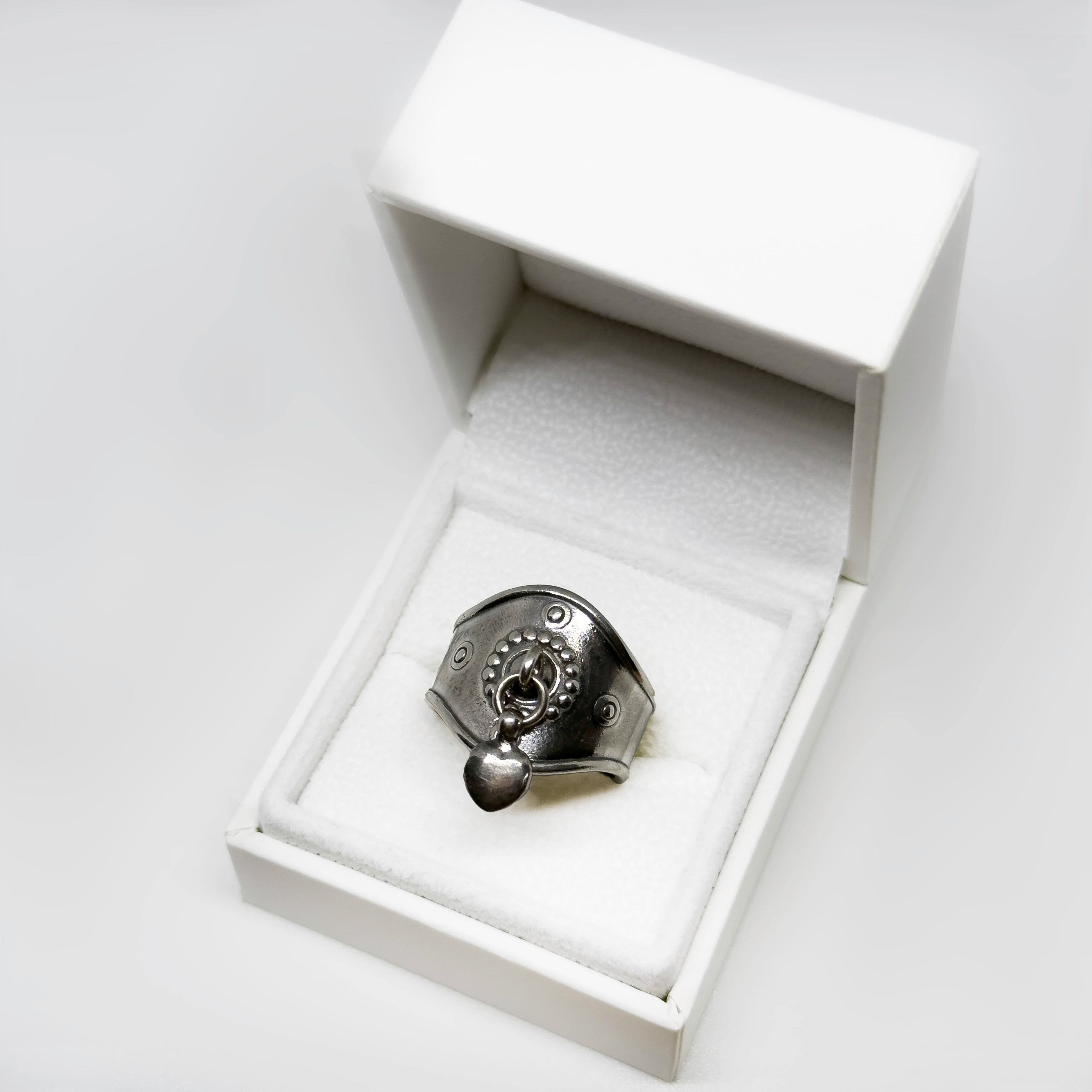 Kalevala Koru hopeinen Sydänsormus, koko 18.5