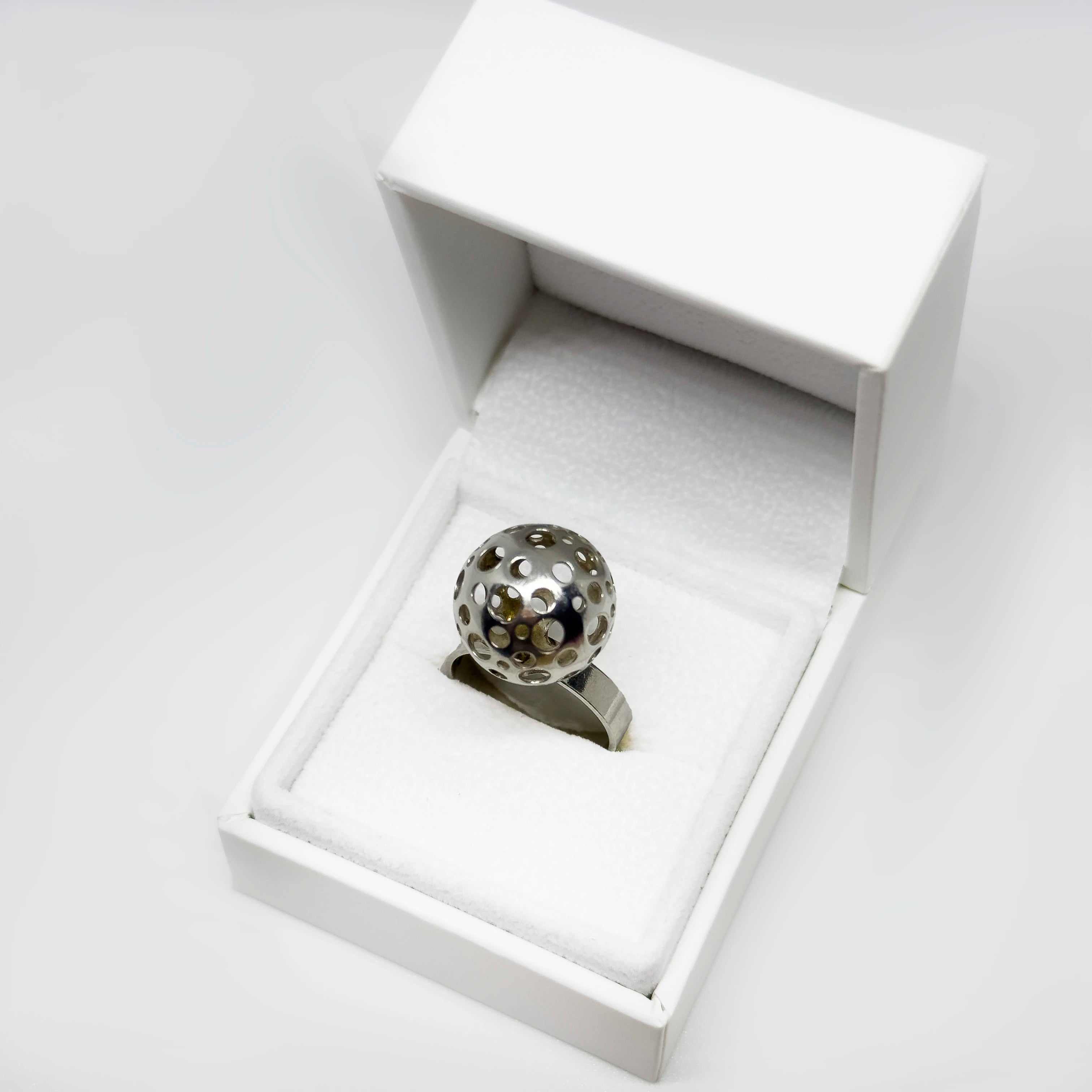 Liisa Vitali hopeinen Ladybird sormus, koko 17+