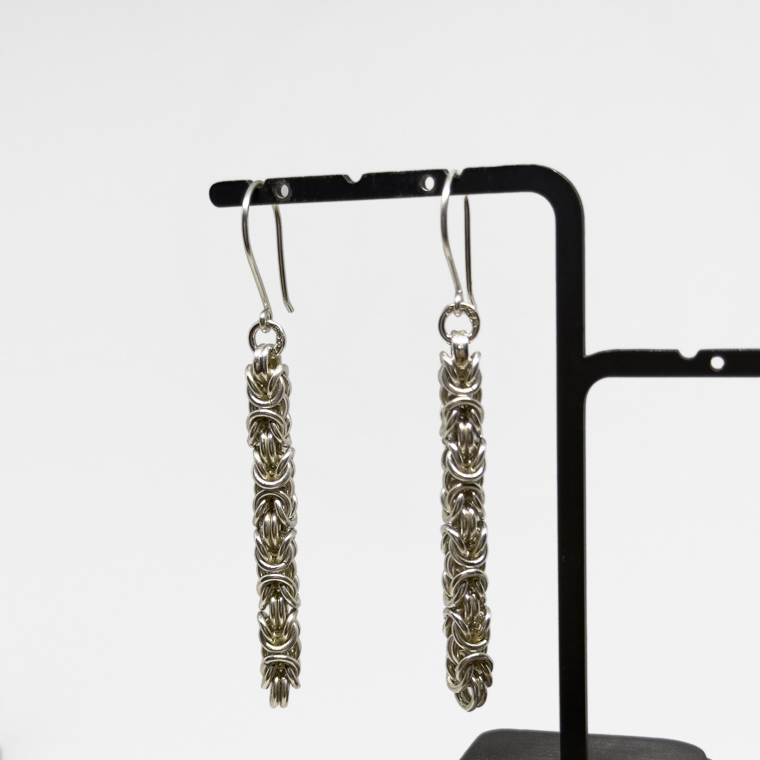 Hopeiset Kuningasketju korvakorut