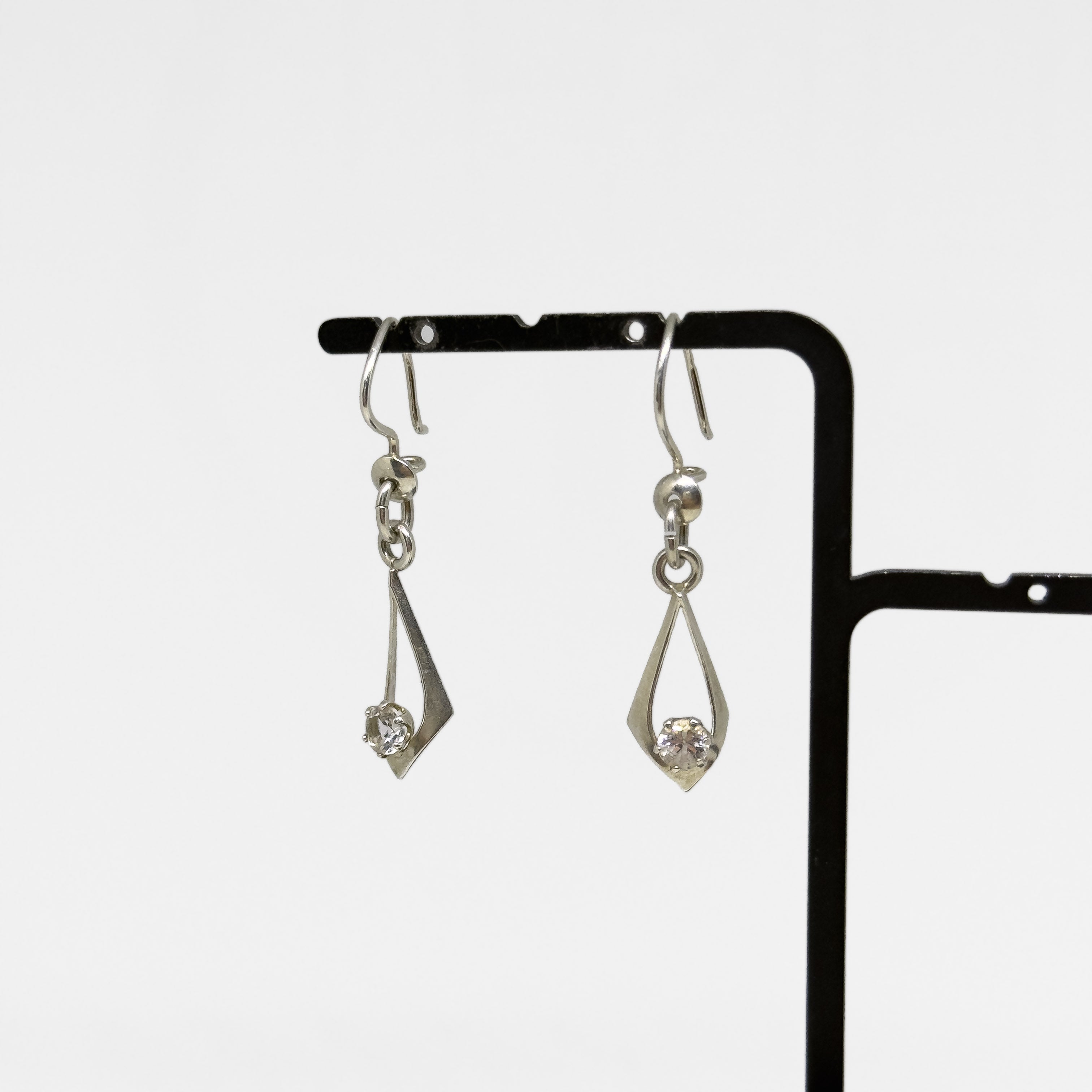 Pekka Aulin hopeiset Zirkonia korvakorut