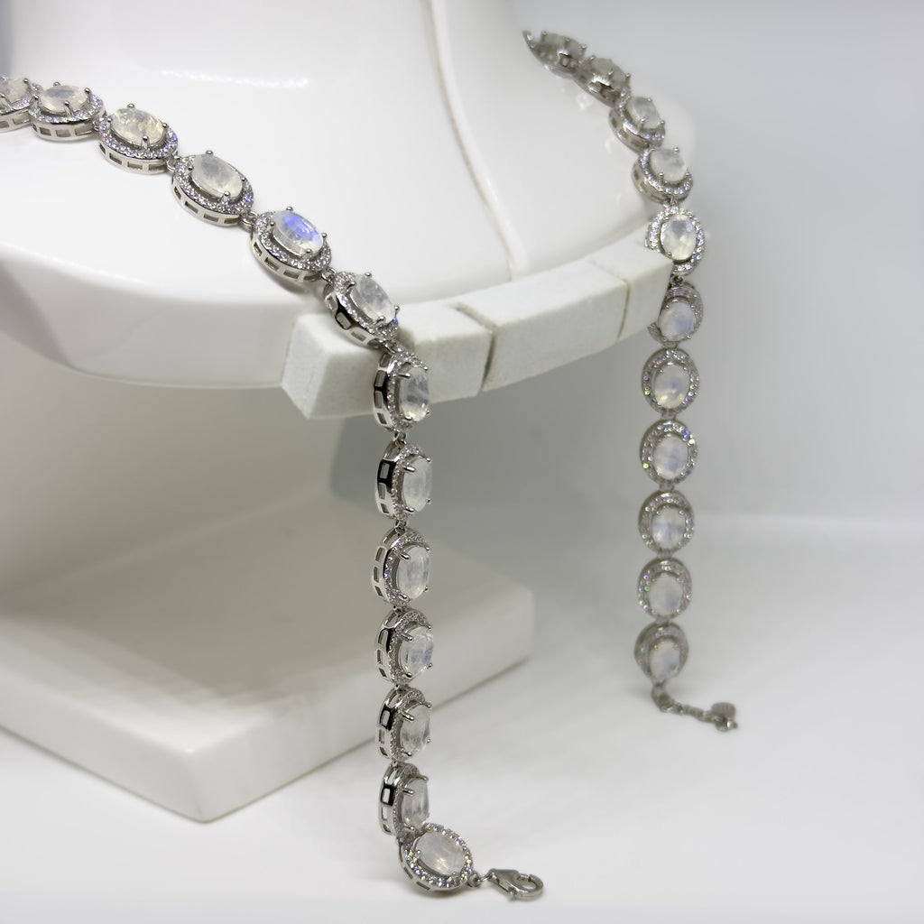 Hopeinen Kuukivi & Kristalli kaulakoru