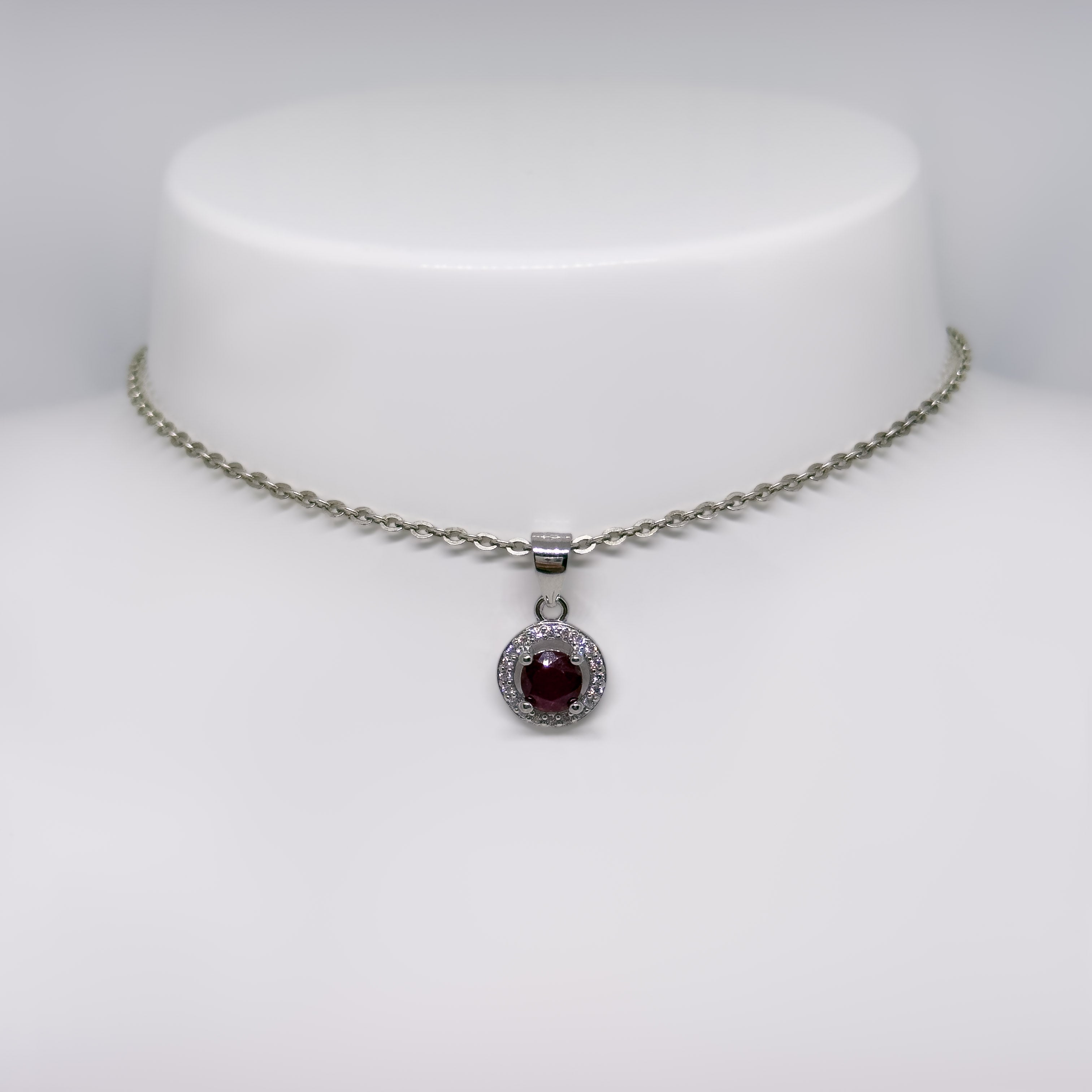 Hopeinen Rubiini & Kristalli riipus