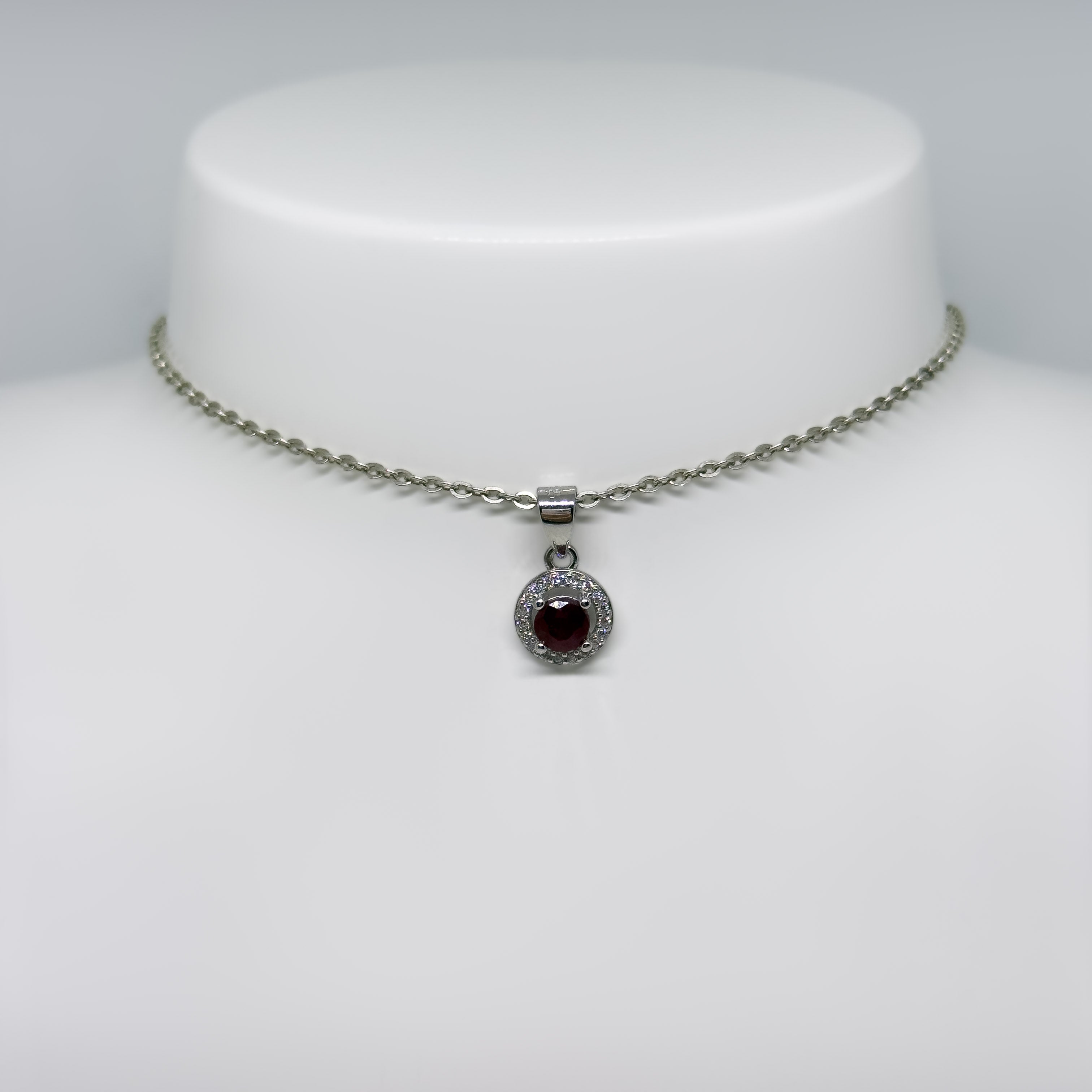 Hopeinen Rubiini & Kristalli riipus