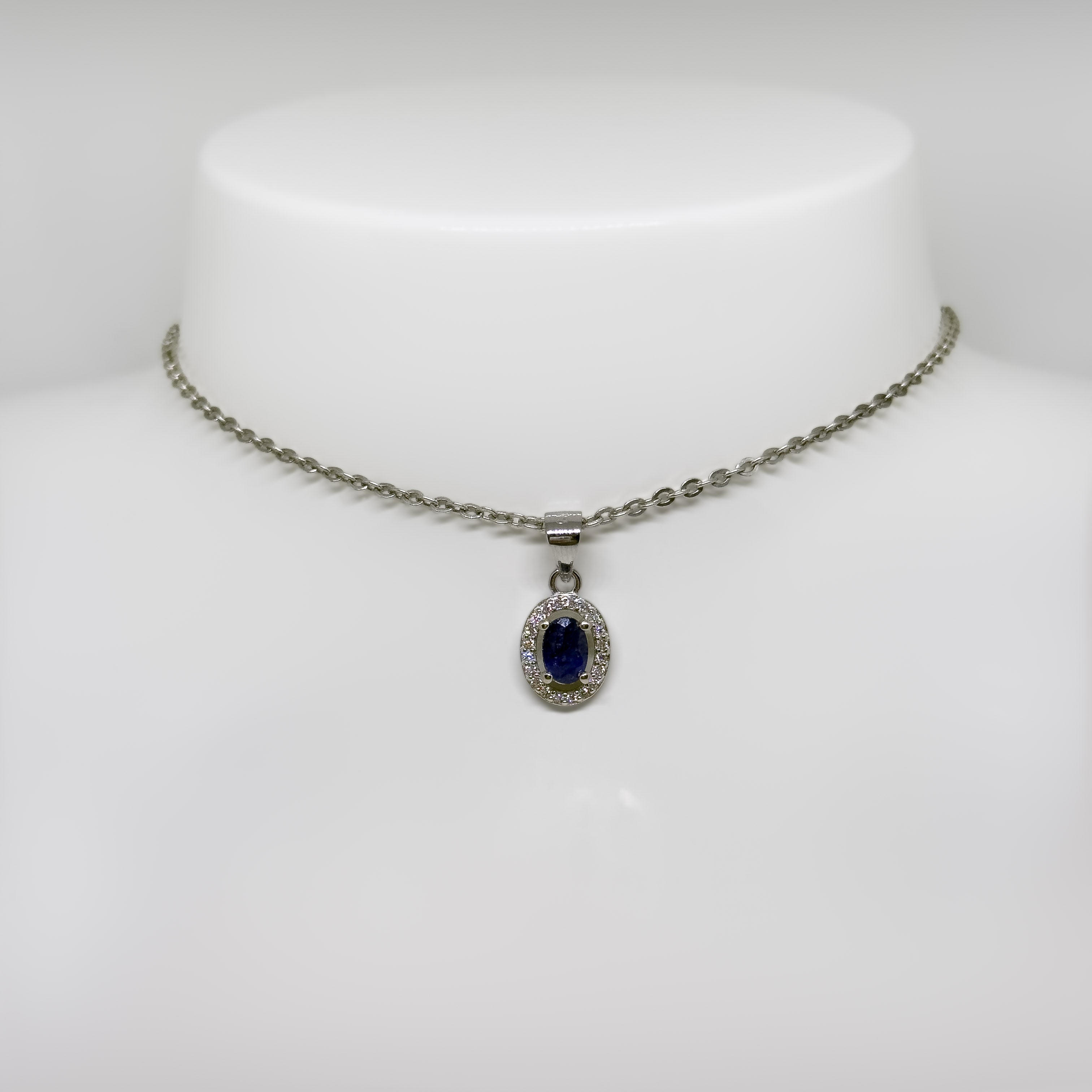 Hopeinen Sinisafiiri & Kristalli riipus