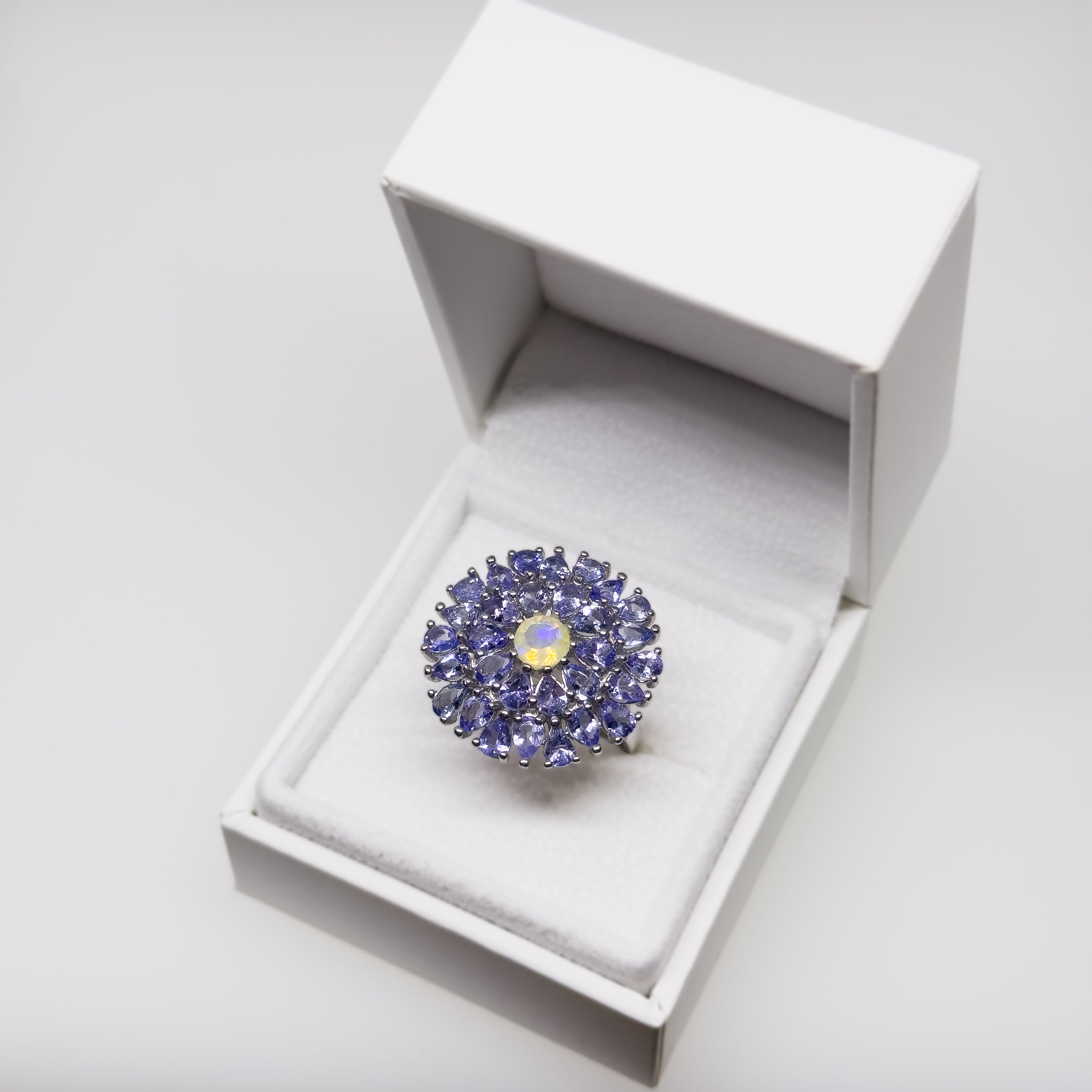 Hopeinen Tansaniitti & Opaali sormus, koko 18