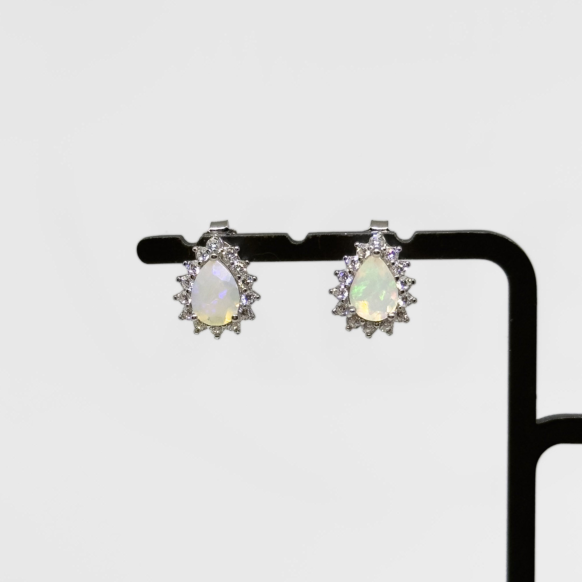 Hopeiset Opaali & Kristalli korvakorut