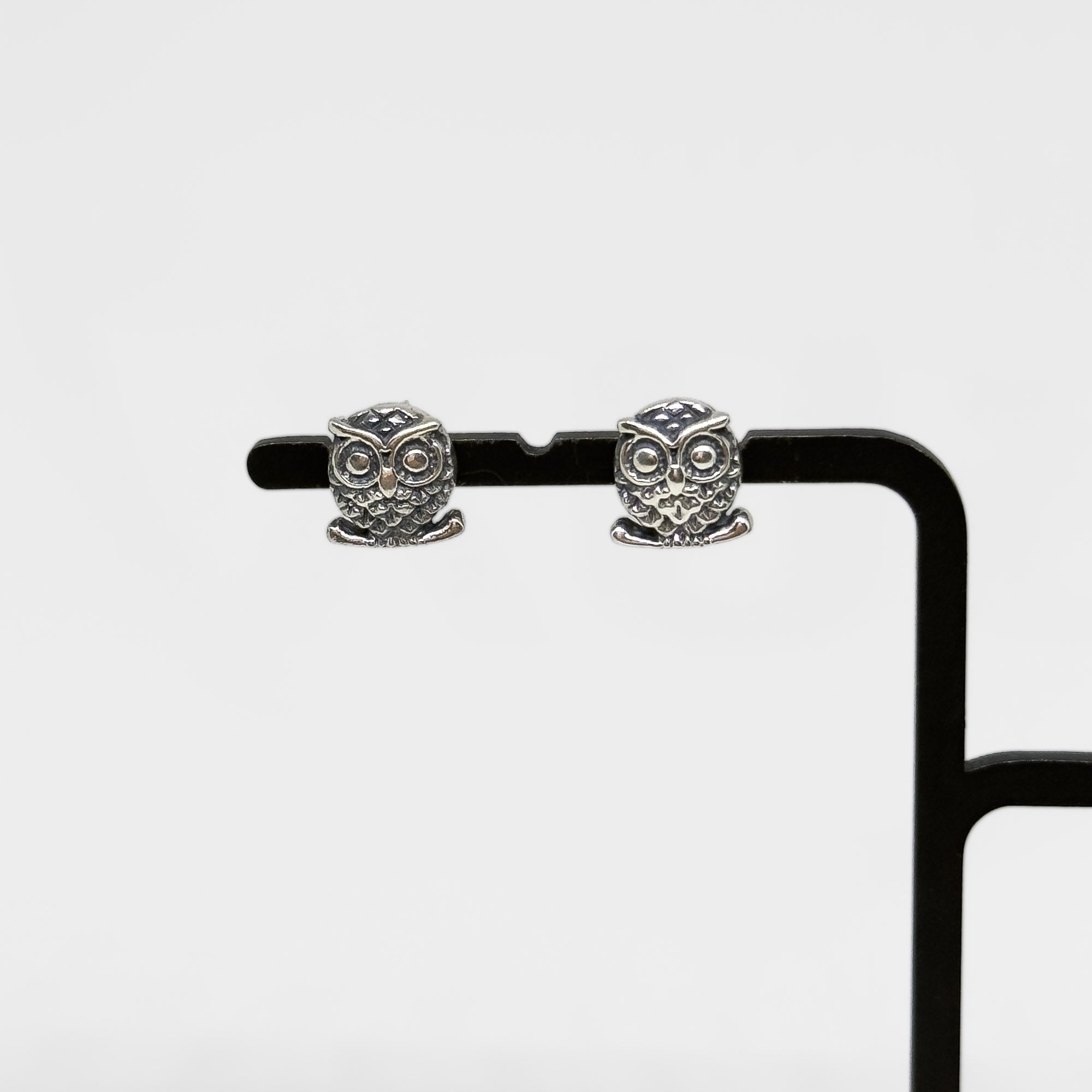 Hopeiset Pöllö korvakorut