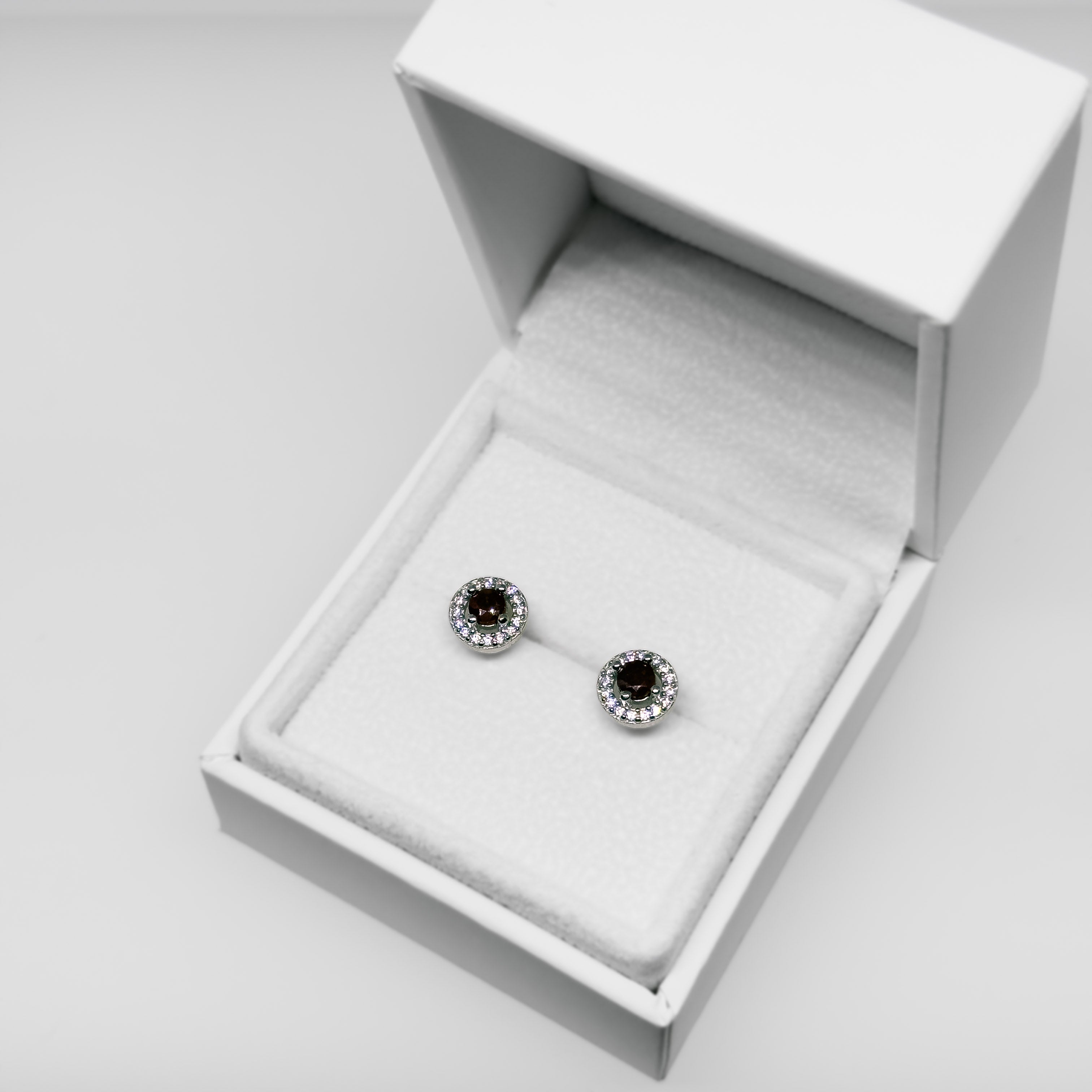 Hopeiset Rubiini & Kristalli korvakorut