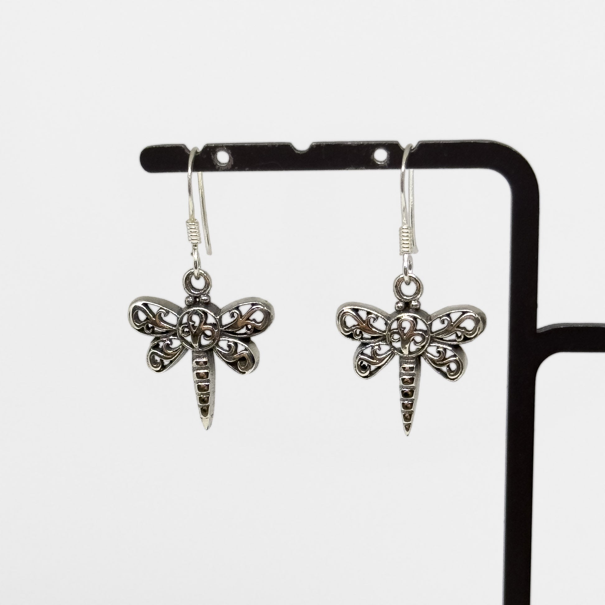 Hopeiset Sudenkorento korvakorut