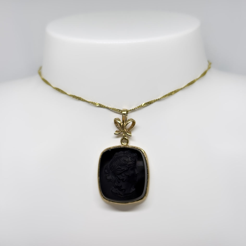 14K Keltakultainen riipus