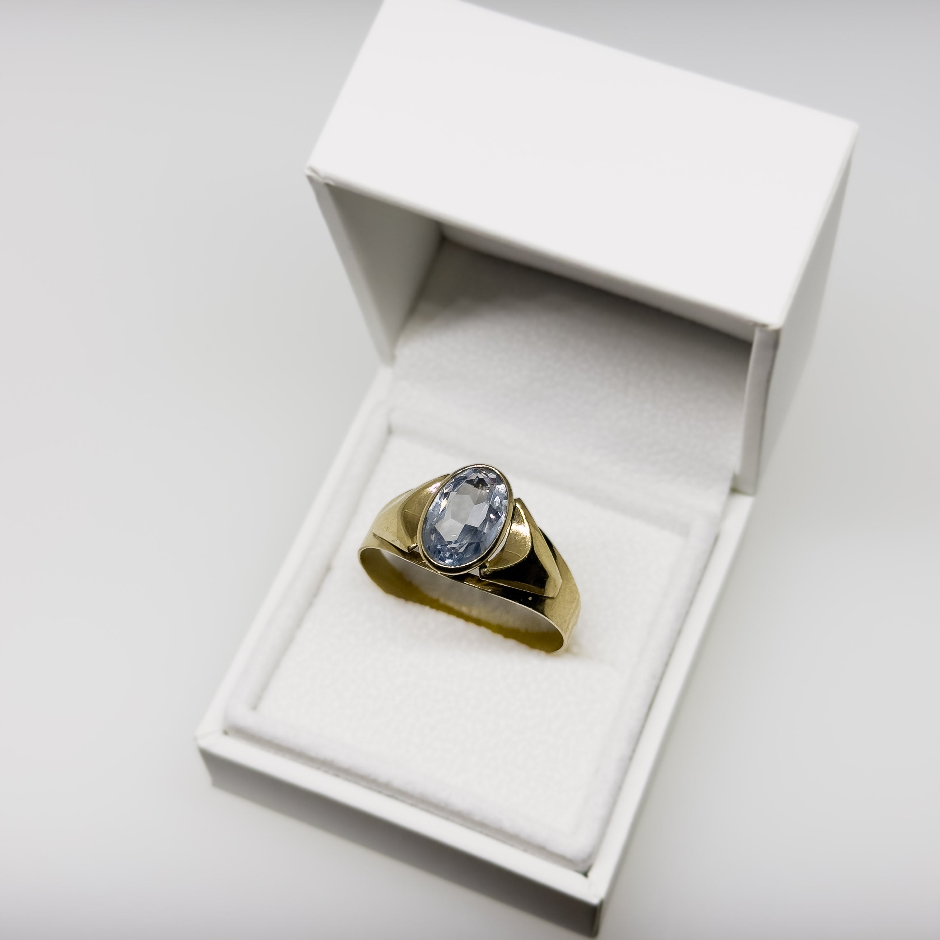 Seppo Koistinen 14K Keltakultainen Topaasi sormus