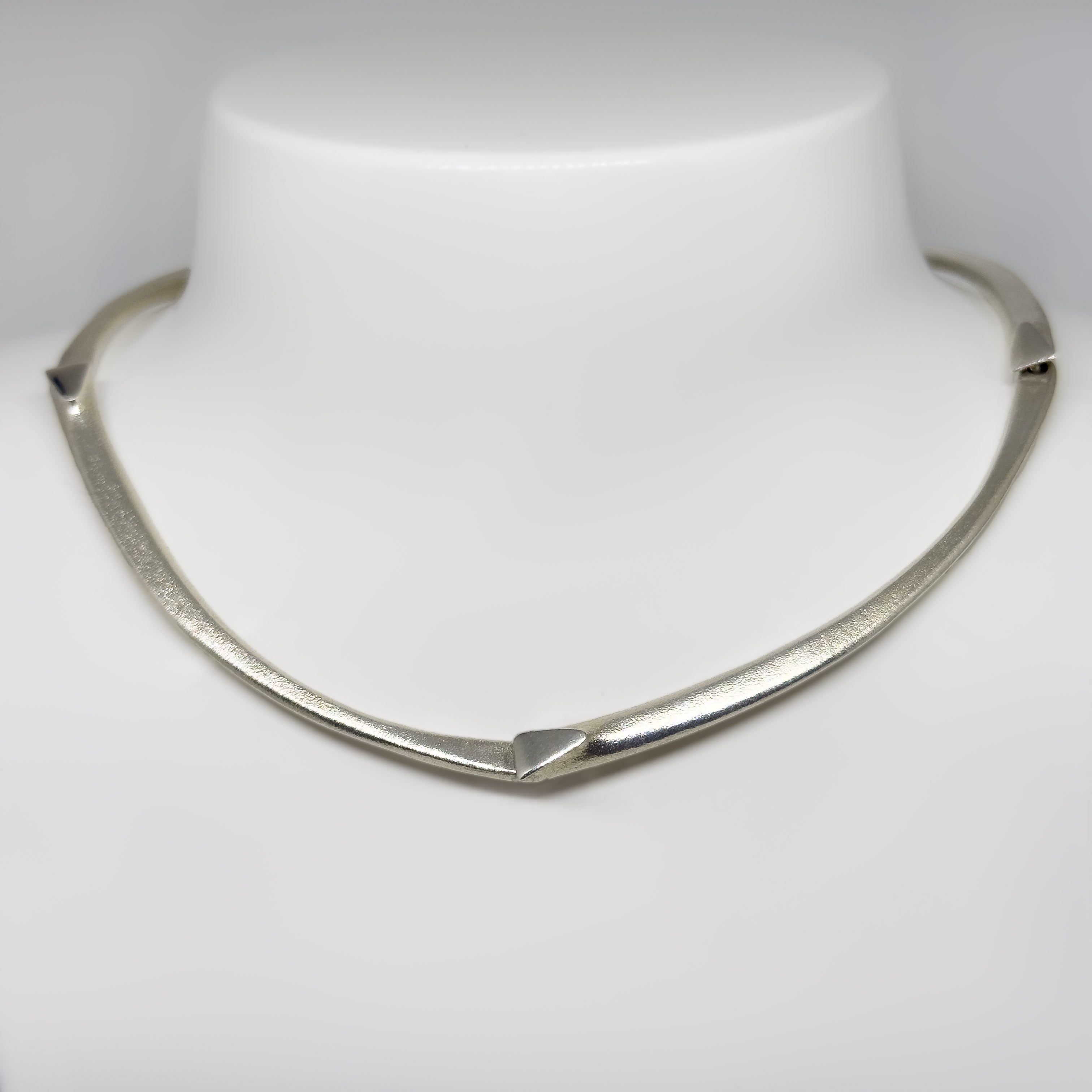 Lapponia hopeinen Arcturus kaulakoru