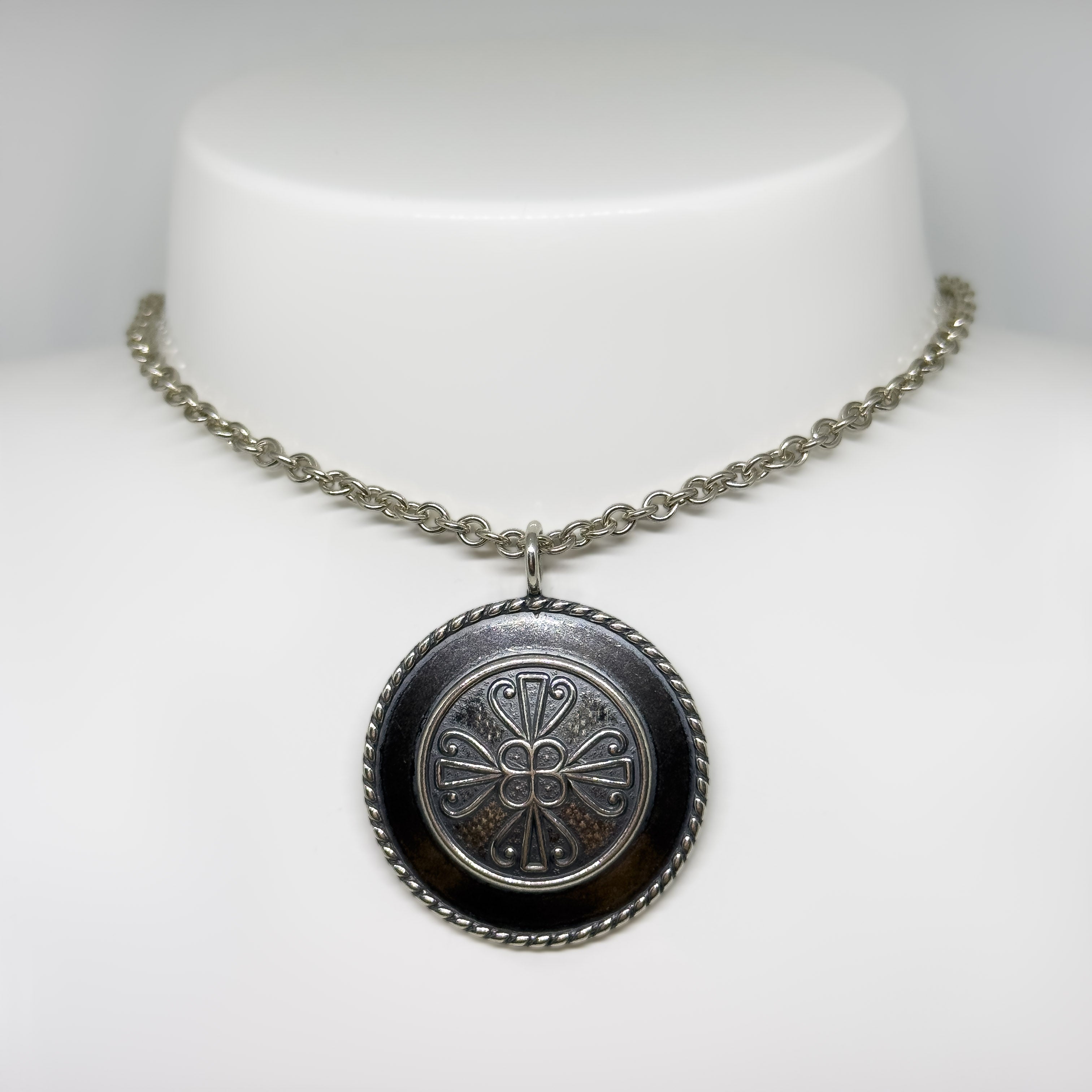 Kalevala Koru hopeinen Avainkokka kaulakoru