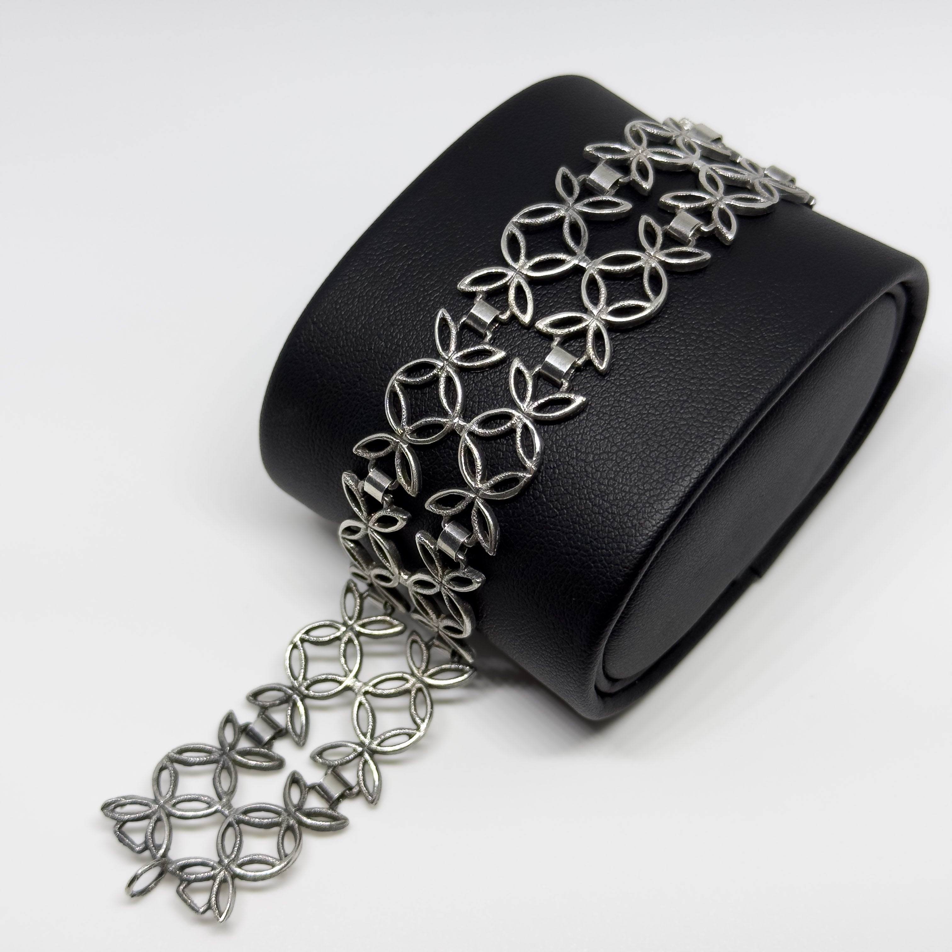 E.Räsänen hopeinen rannekoru