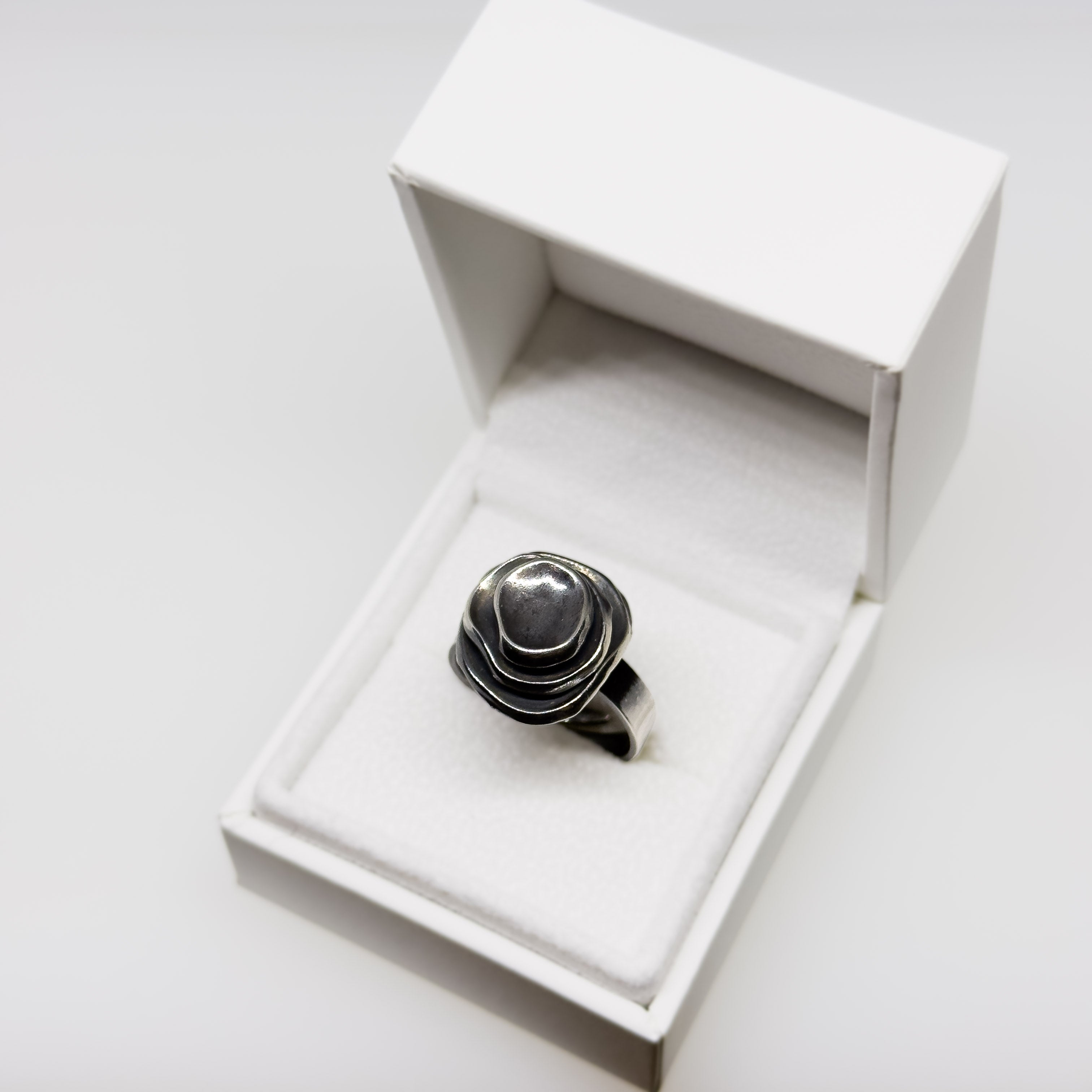 Liisa Vitali silver Gardenia ring, adjustable