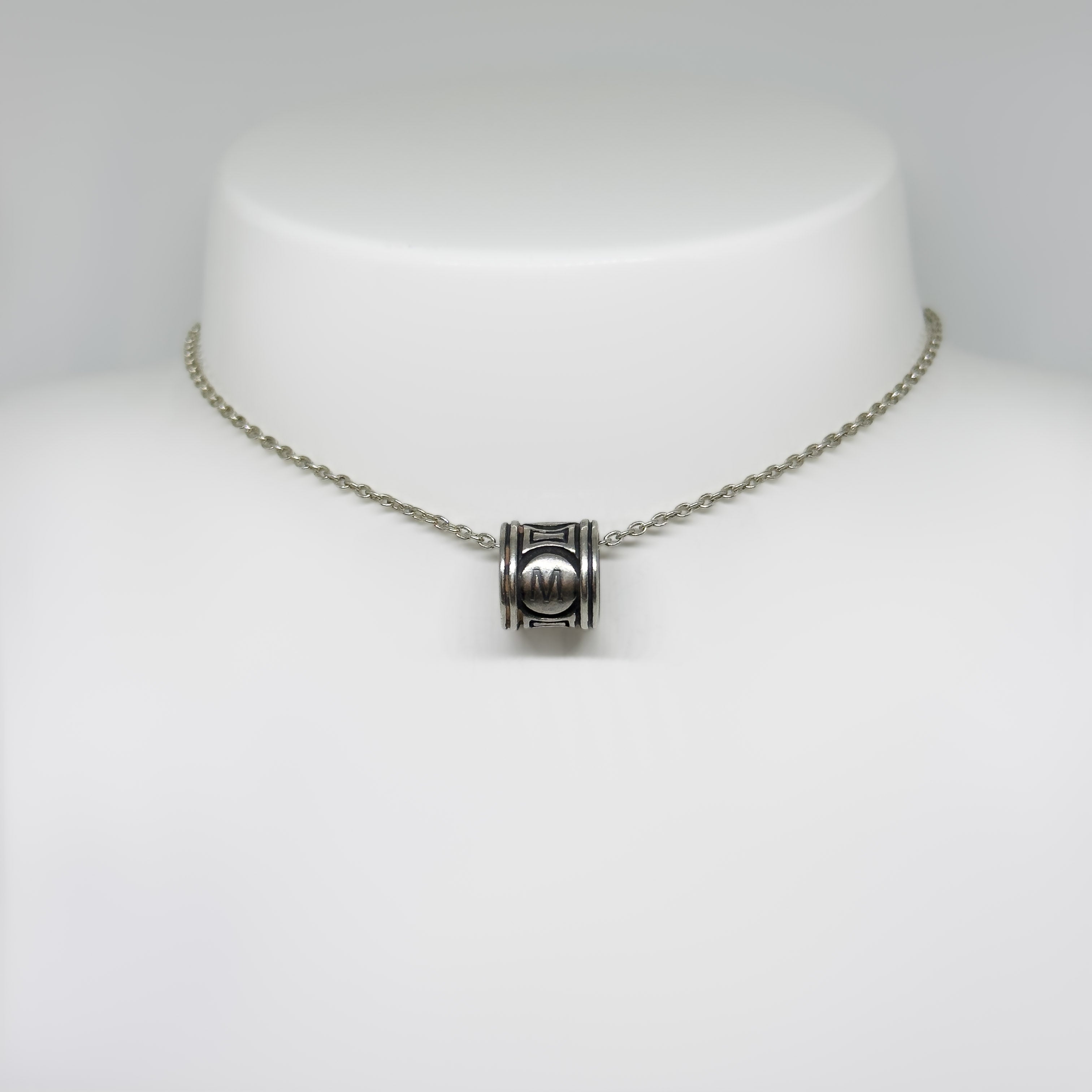 Kalevala Koru hopeinen My Saaga "M" riipus